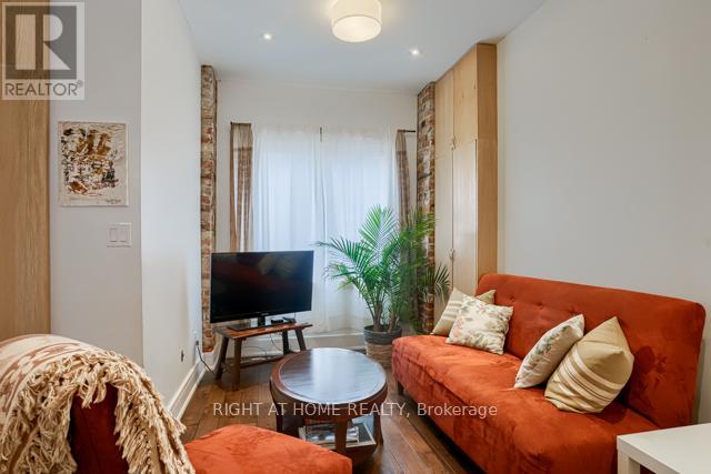 79 Niagara Street, Toronto, Ontario M5V 1C3 - Photo 3 - C12581192