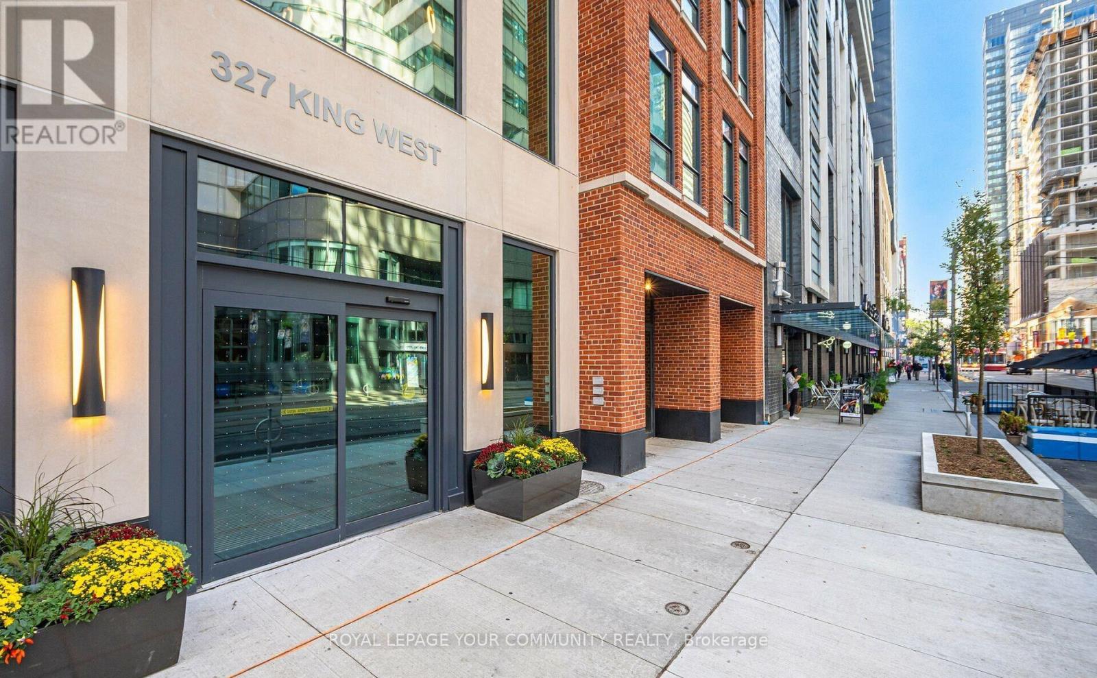 3507 - 327 King Street W, Toronto, Ontario  M5V 0W7 - Photo 3 - C12581208
