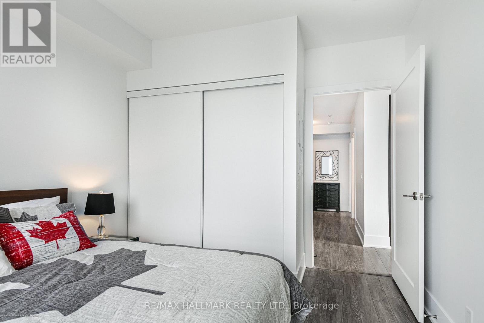 2712 - 300 Front Street W, Toronto, Ontario  M5V 0E9 - Photo 18 - C12581242