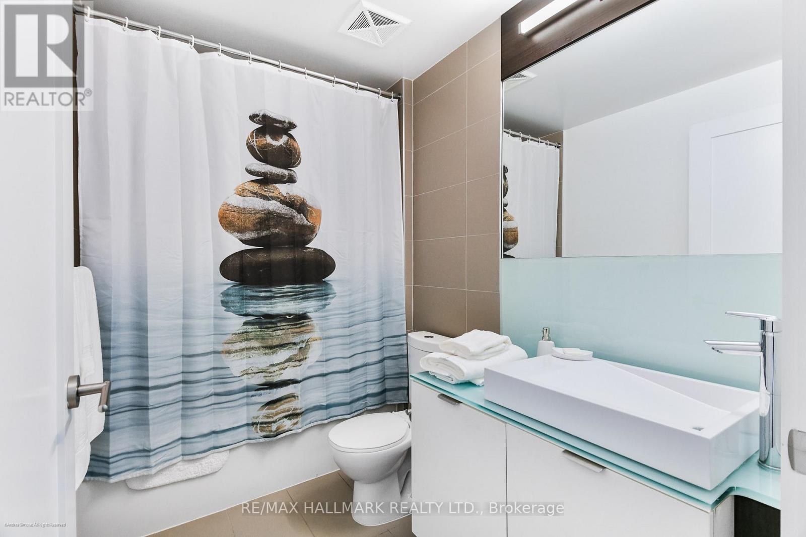 2712 - 300 Front Street W, Toronto, Ontario  M5V 0E9 - Photo 20 - C12581242