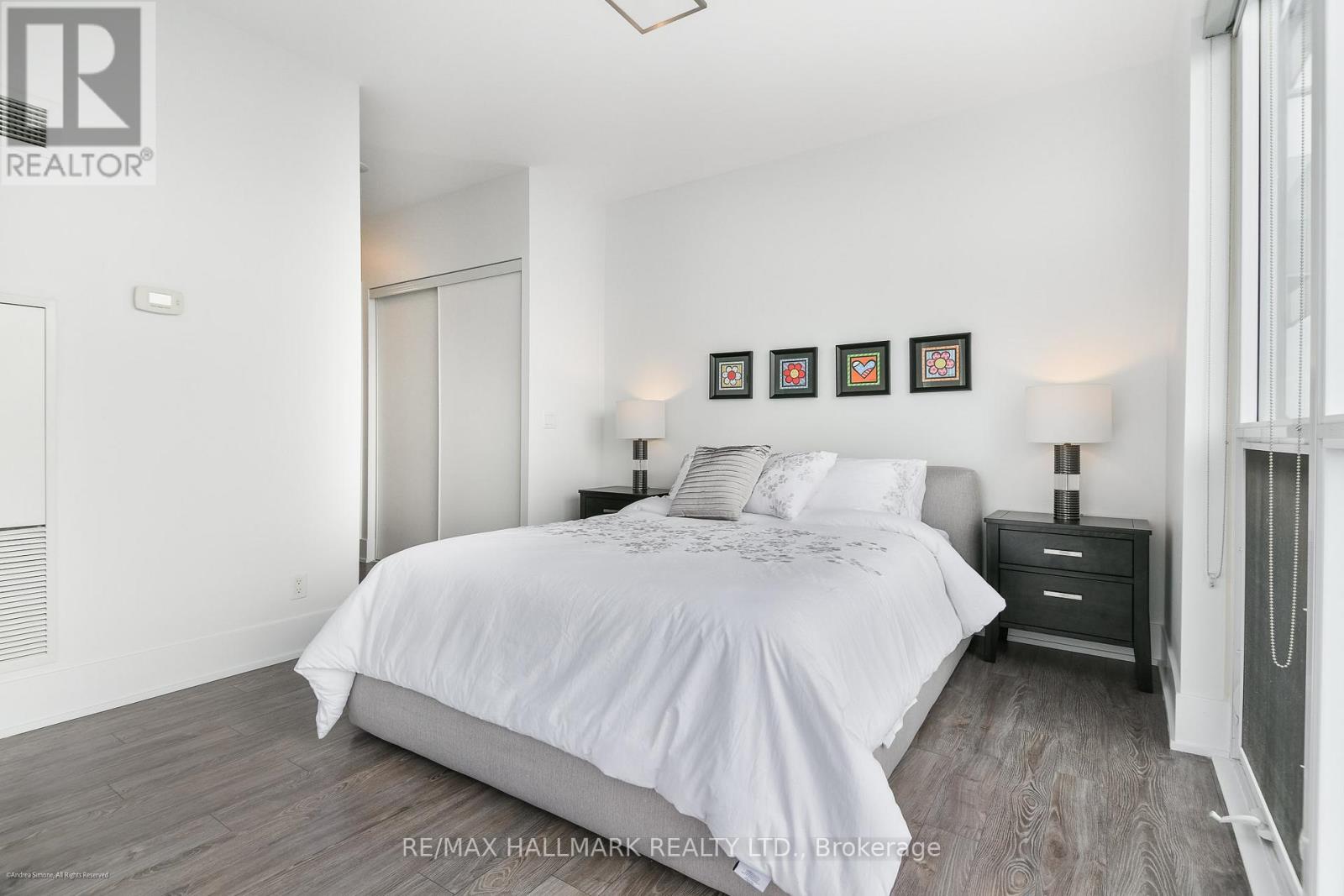 2712 - 300 Front Street W, Toronto, Ontario  M5V 0E9 - Photo 6 - C12581242