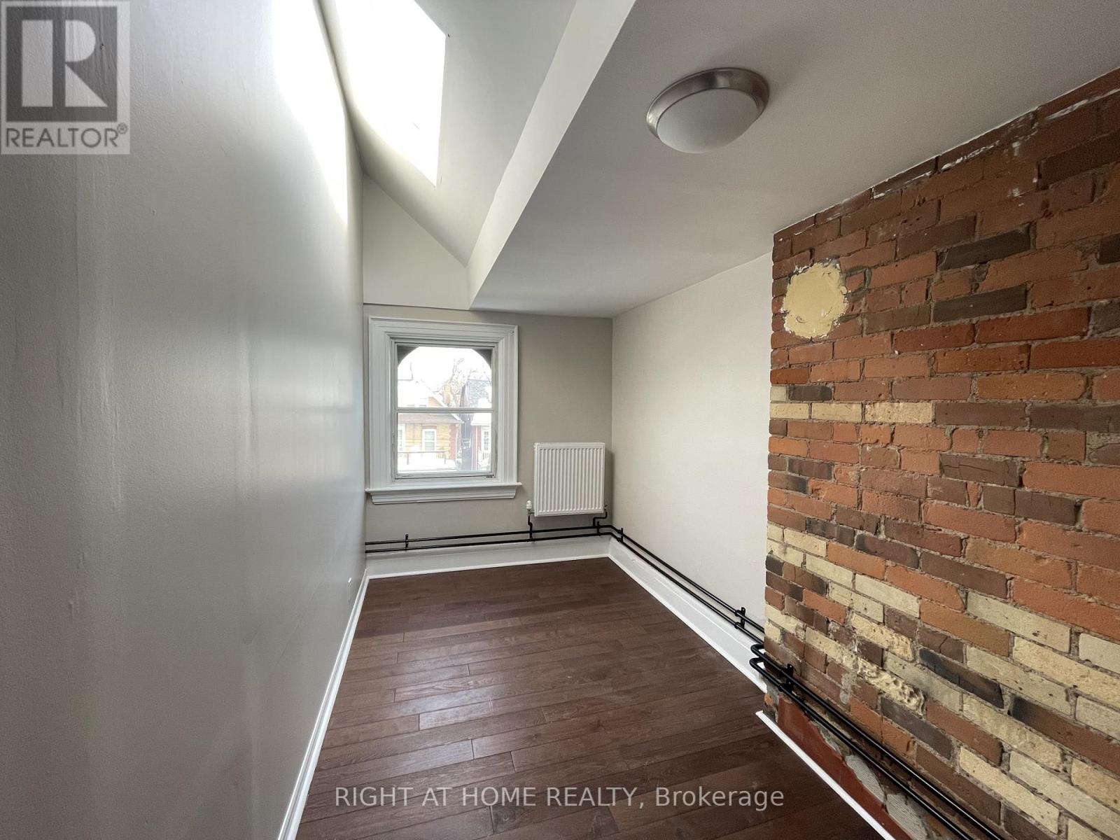 5 - 176 Spadina Road, Toronto, Ontario  M5R 2T8 - Photo 6 - C12581250