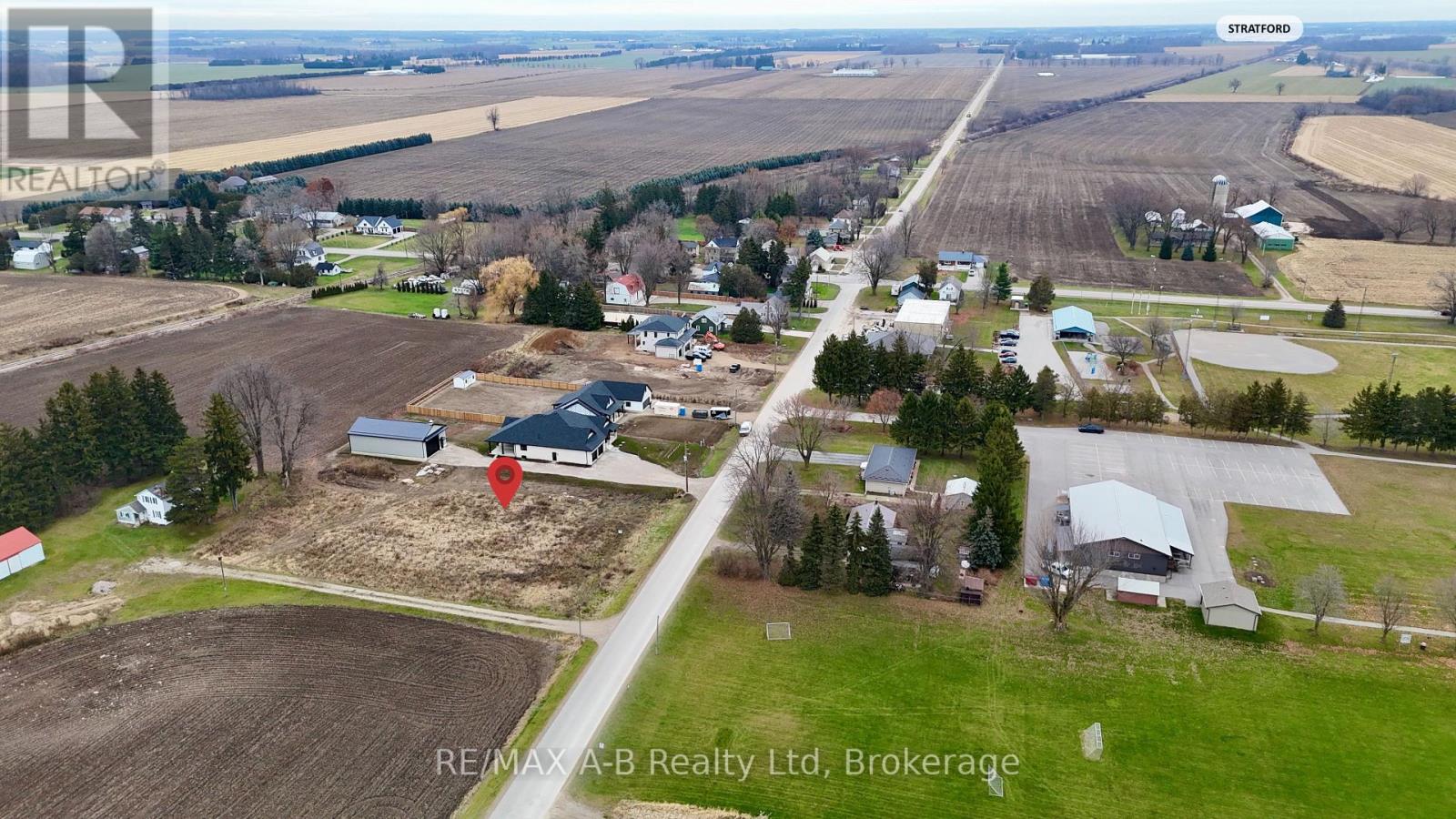 3180 Rd 122, Perth South, Ontario  N0K 1V0 - Photo 7 - X12101423