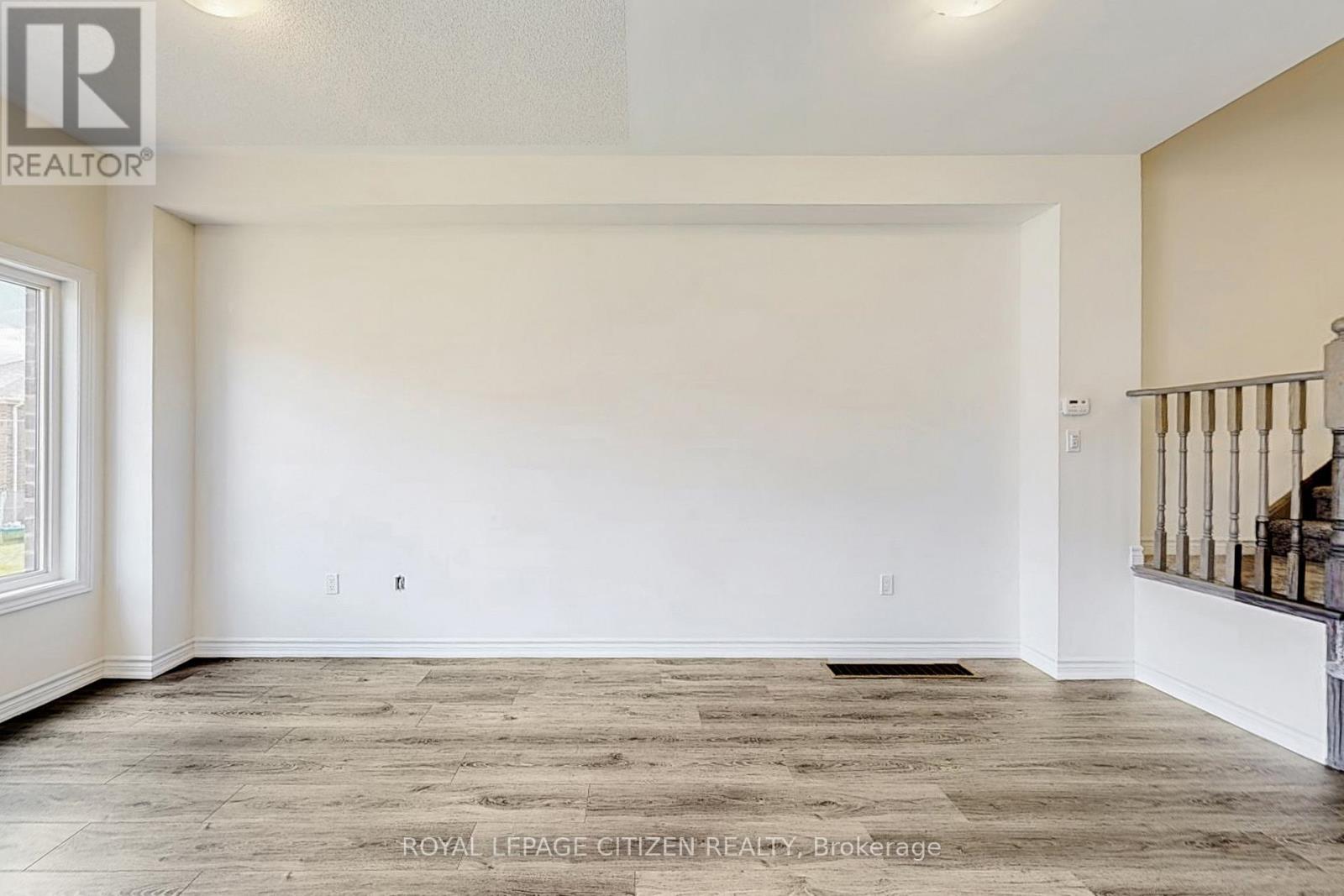 105 North Garden Boulevard, Scugog, Ontario  L9L 1B3 - Photo 9 - E12581276