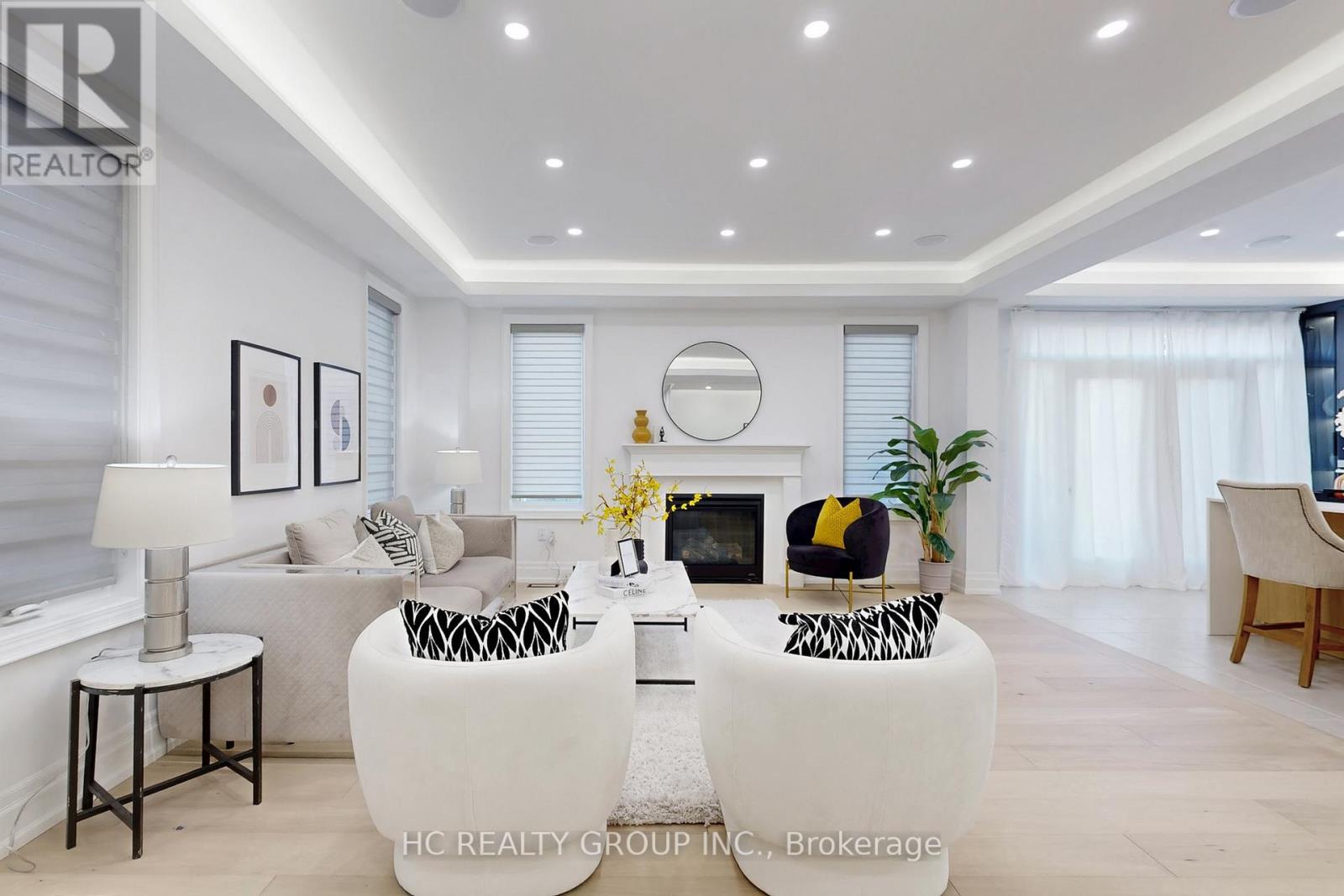 3083 Paperbirch Trail, Pickering, Ontario  L1X 0N9 - Photo 4 - E12581384