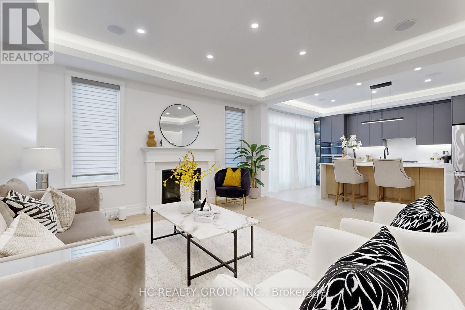 3083 Paperbirch Trail, Pickering, Ontario  L1X 0N9 - Photo 5 - E12581384