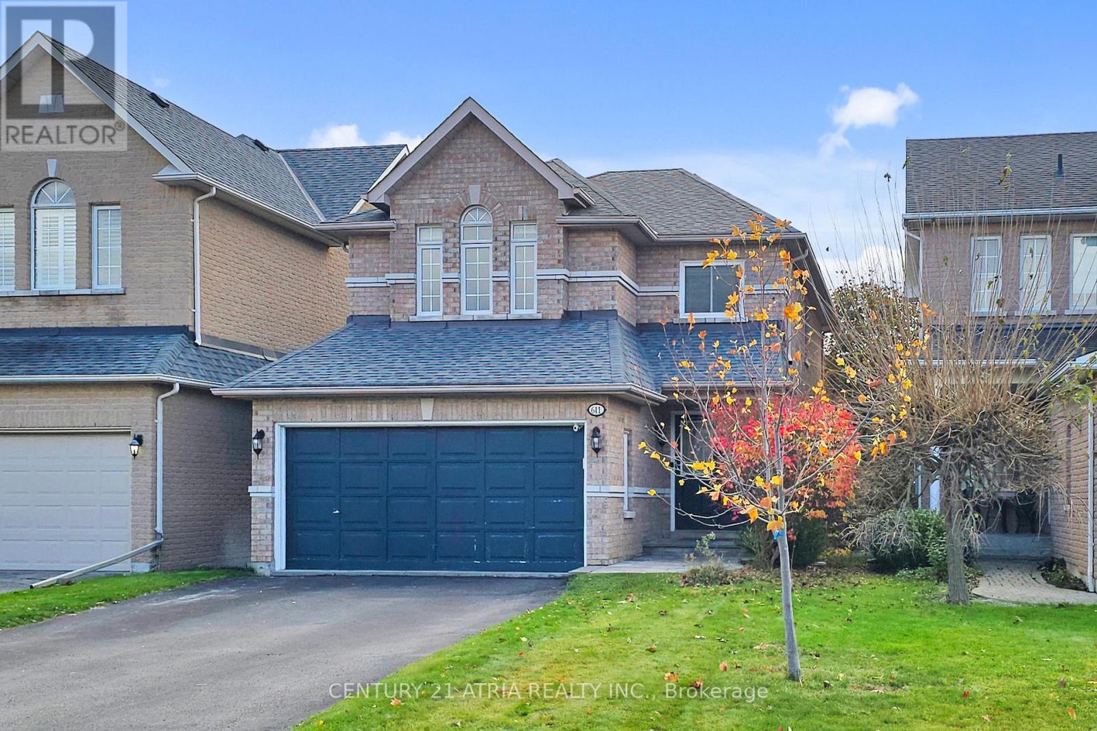 611 HEDDLE CRESCENT, Newmarket, Ontario