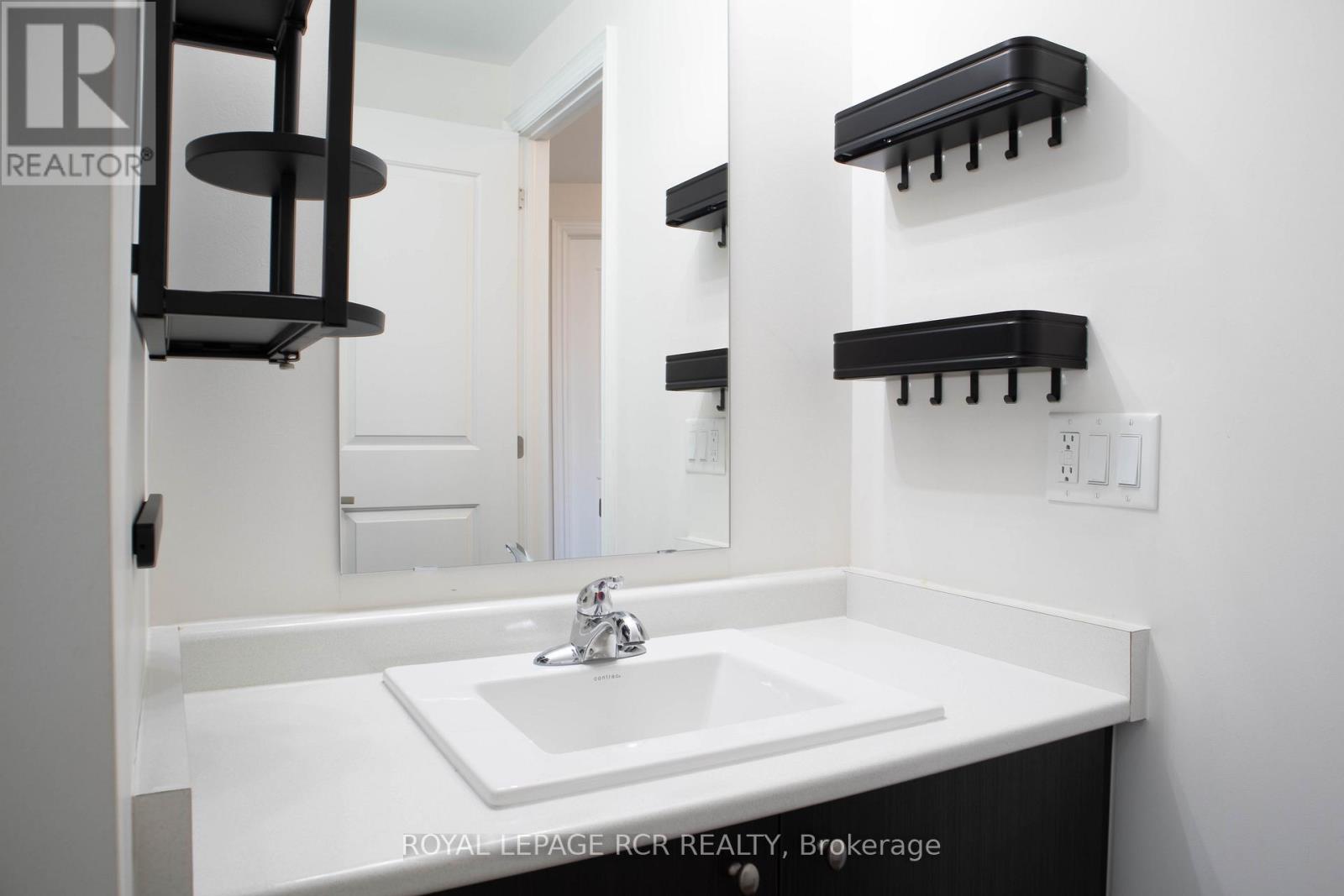 105 Balsdon Hollow, East Gwillimbury, Ontario  L9N 0Z6 - Photo 23 - N12581198