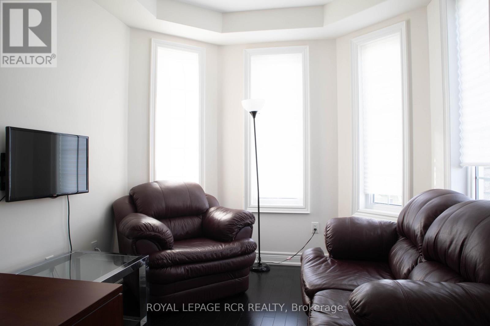 105 Balsdon Hollow, East Gwillimbury, Ontario  L9N 0Z6 - Photo 4 - N12581198