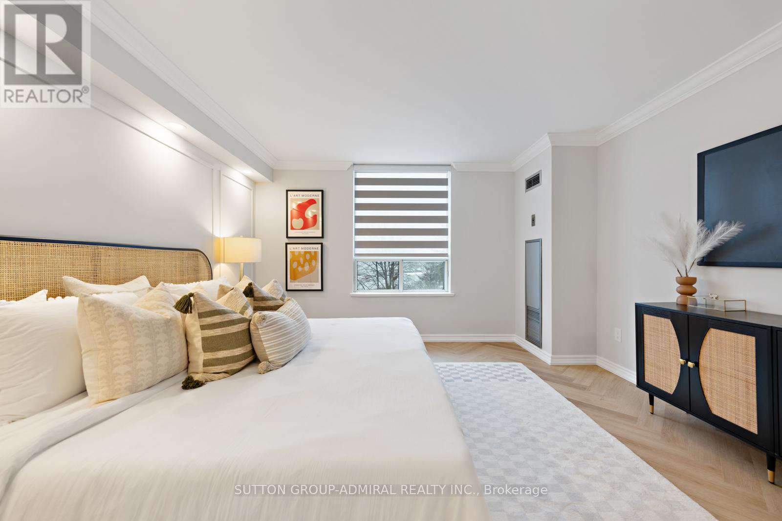 304 - 7 Townsgate Drive, Vaughan, Ontario  L4J 7Z9 - Photo 33 - N12581200