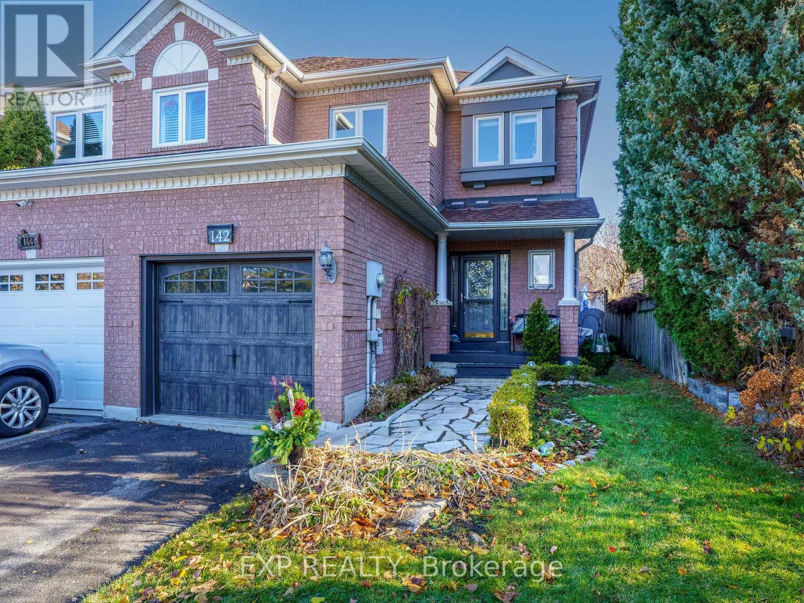 142 DENISE CIRCLE, Newmarket, Ontario
