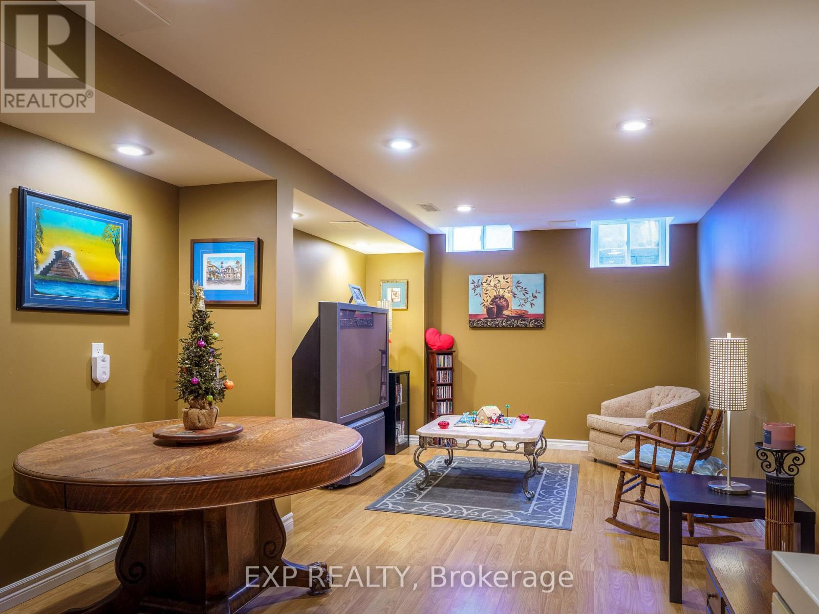 142 Denise Circle, Newmarket, Ontario  L3X 2K1 - Photo 22 - N12581210