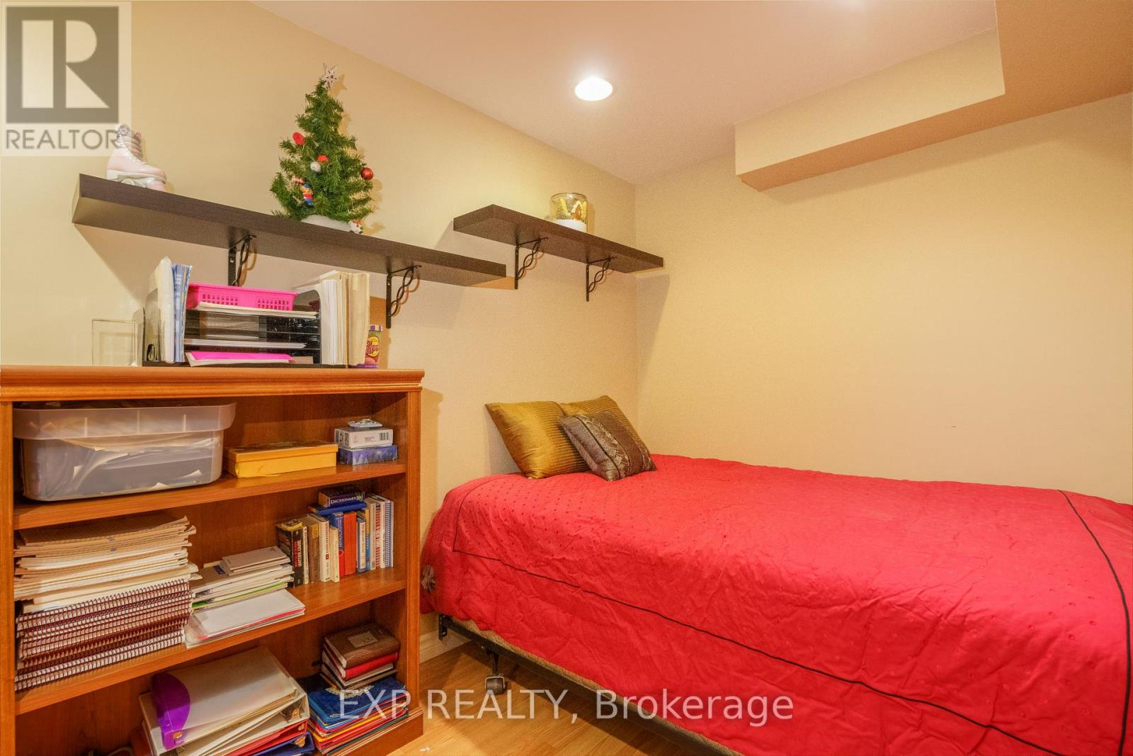 142 Denise Circle, Newmarket, Ontario  L3X 2K1 - Photo 27 - N12581210