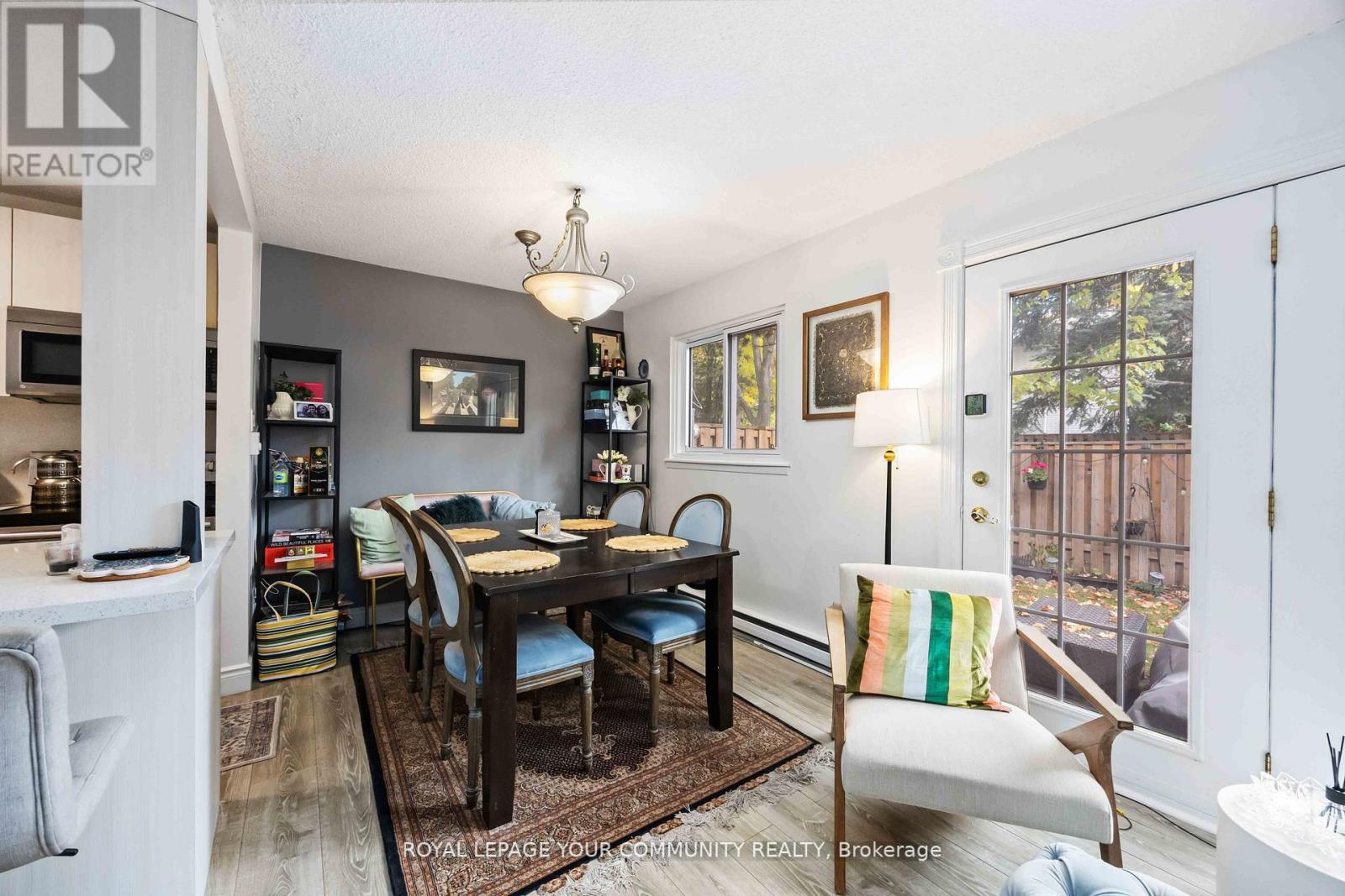 22 Porterfield Crescent, Markham, Ontario  L3T 4S7 - Photo 12 - N12581216