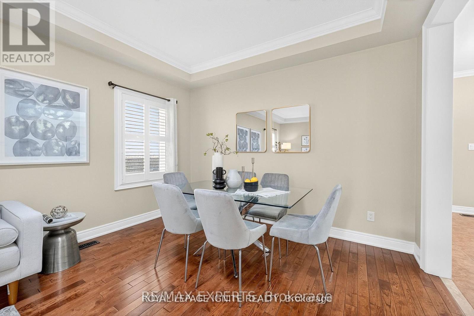 95 Chelsea Crescent, Bradford West Gwillimbury (Bradford), Ontario  L3Z 0J7 - Photo 9 - N12581232