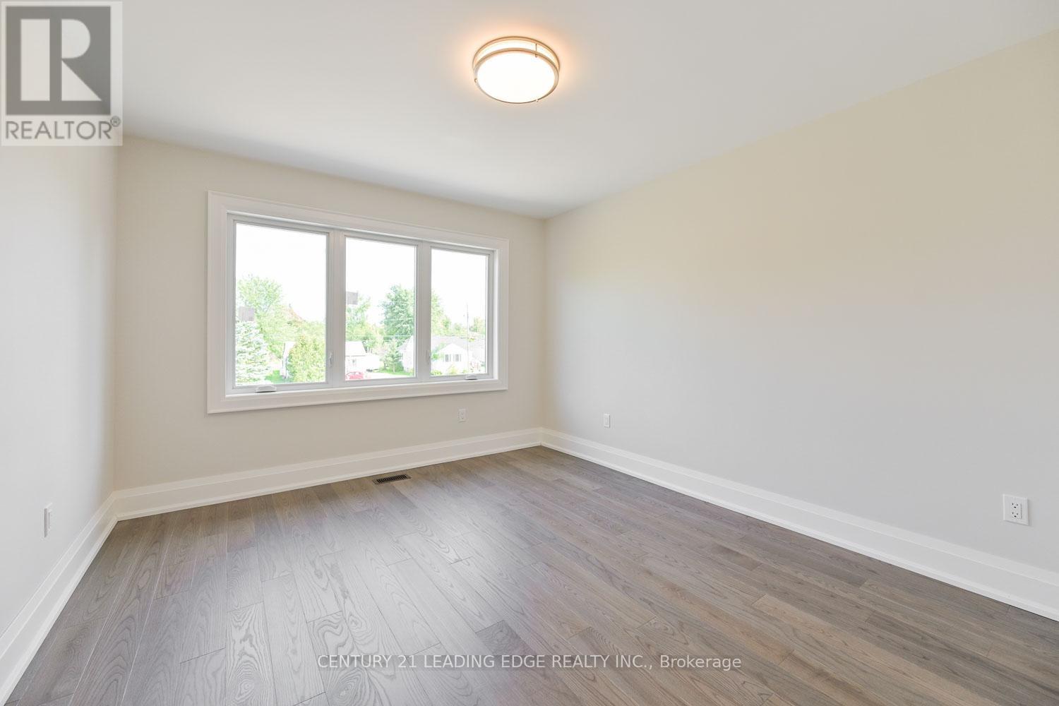 826 Montsell Avenue, Georgina, Ontario  L0E 1S0 - Photo 31 - N12581238