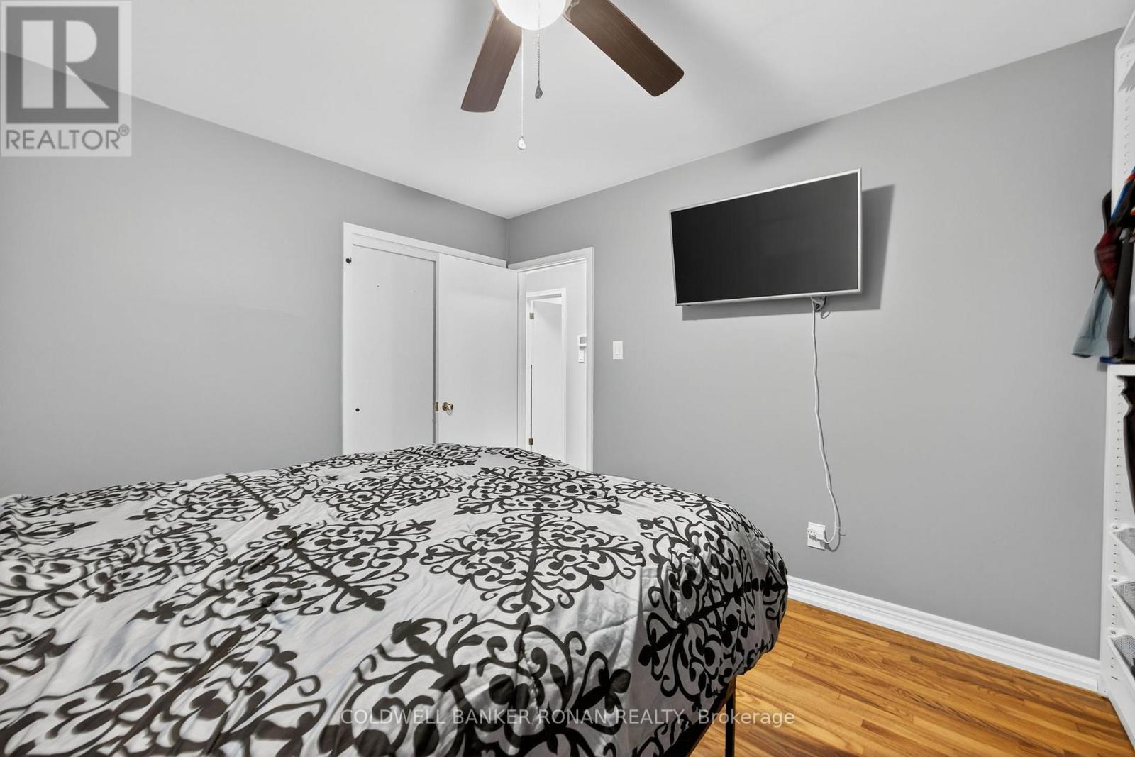 200 Calford Street, Essa (Angus), Ontario  L0M 1B0 - Photo 17 - N12581288