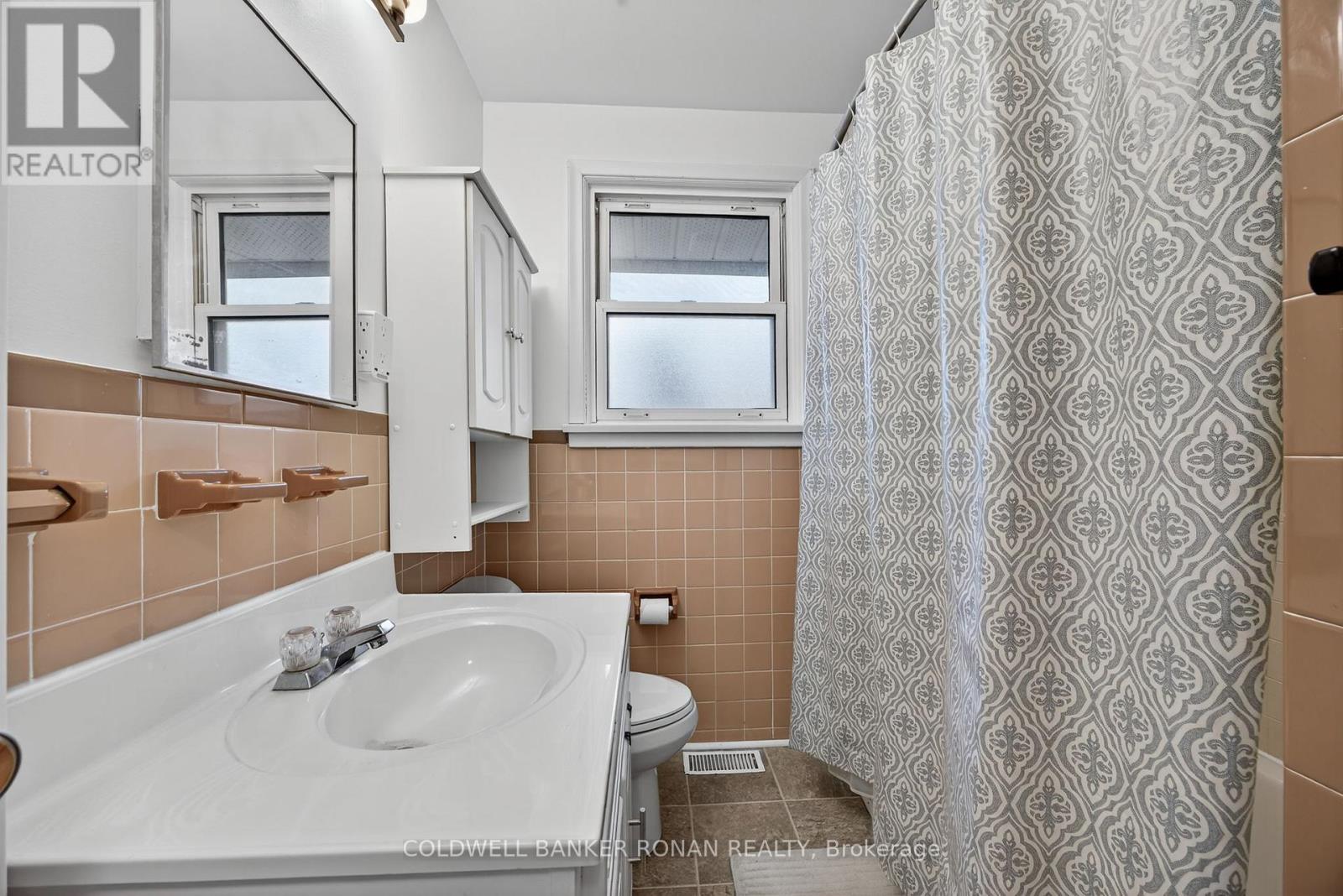 200 Calford Street, Essa (Angus), Ontario  L0M 1B0 - Photo 22 - N12581288