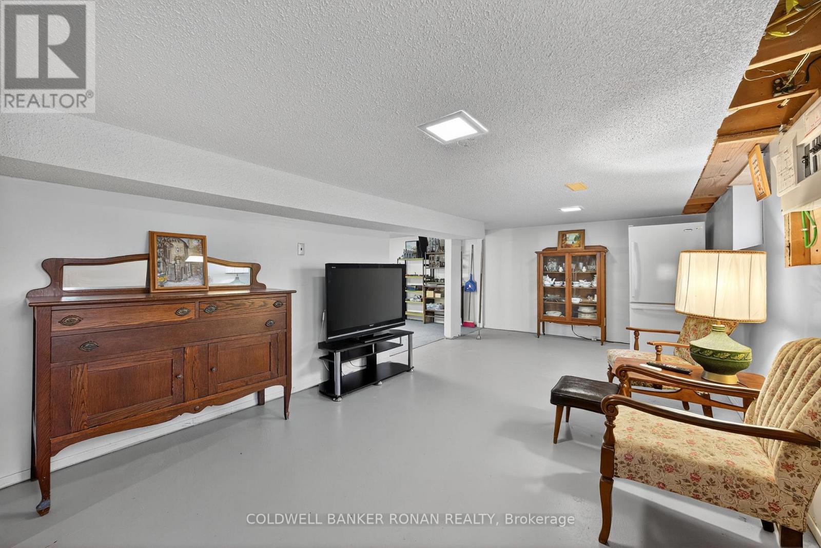 200 Calford Street, Essa (Angus), Ontario  L0M 1B0 - Photo 23 - N12581288