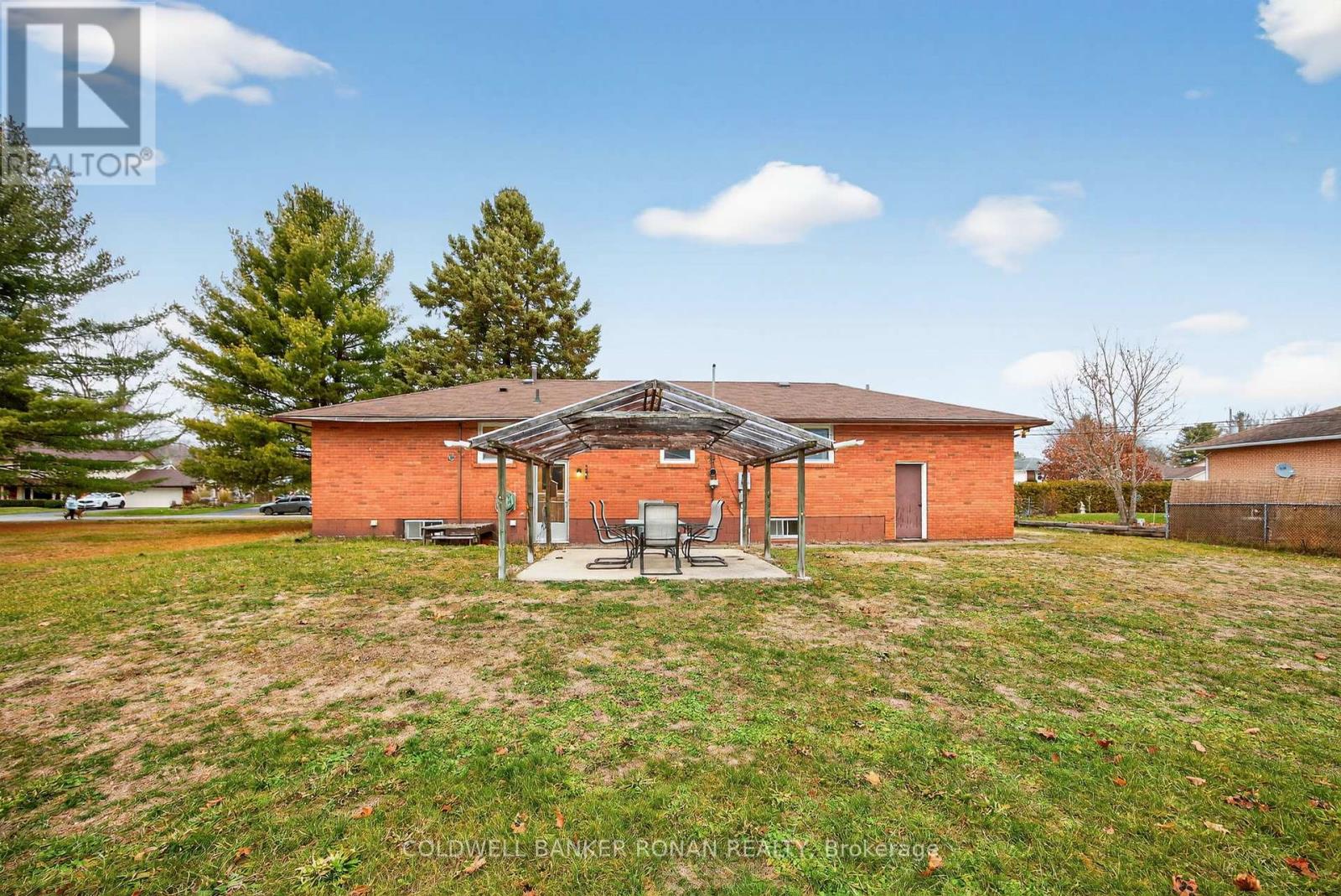 200 Calford Street, Essa (Angus), Ontario  L0M 1B0 - Photo 37 - N12581288