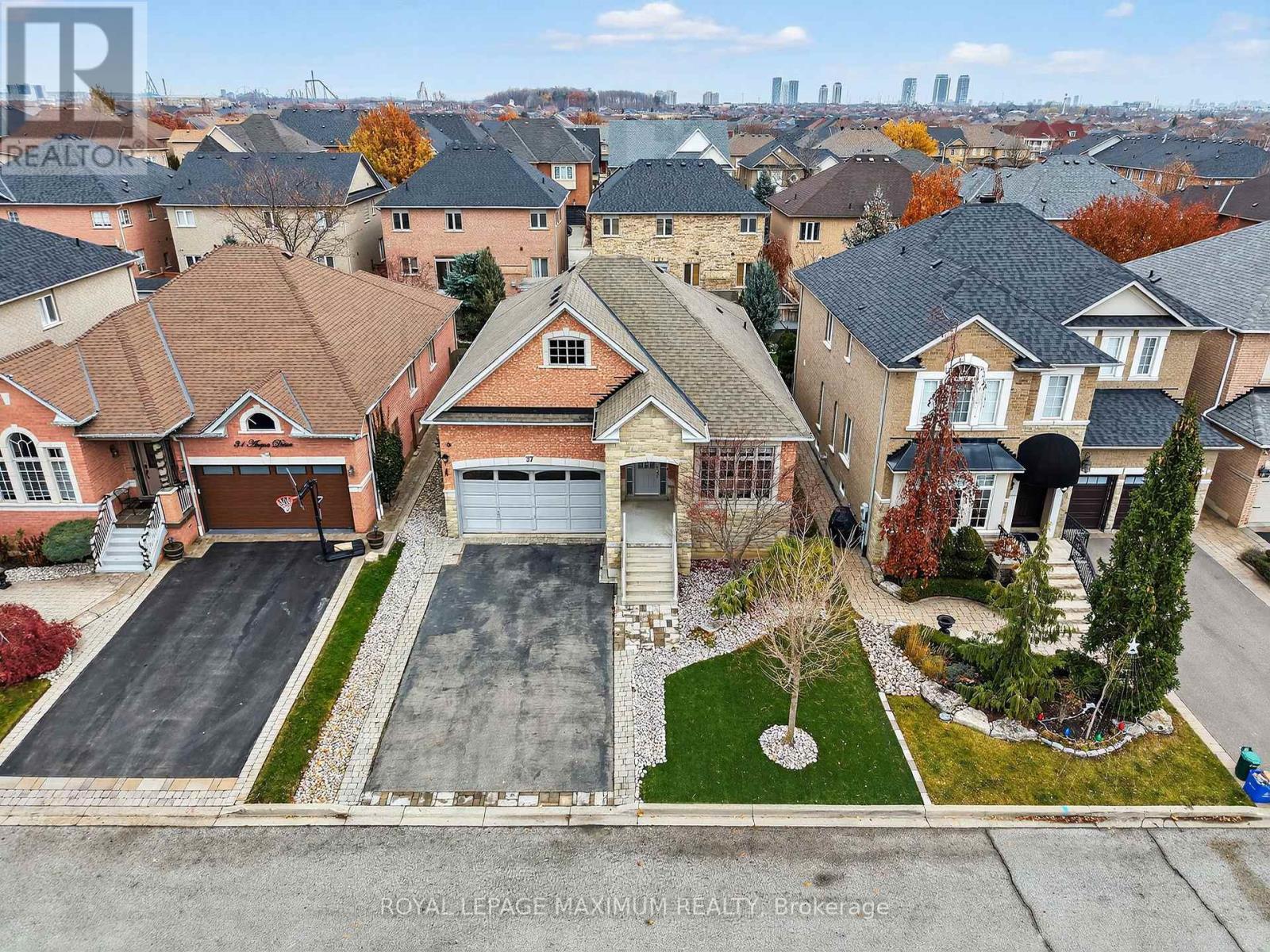 27 Acqua Drive, Vaughan, Ontario  L4H 3L1 - Photo 33 - N12581300