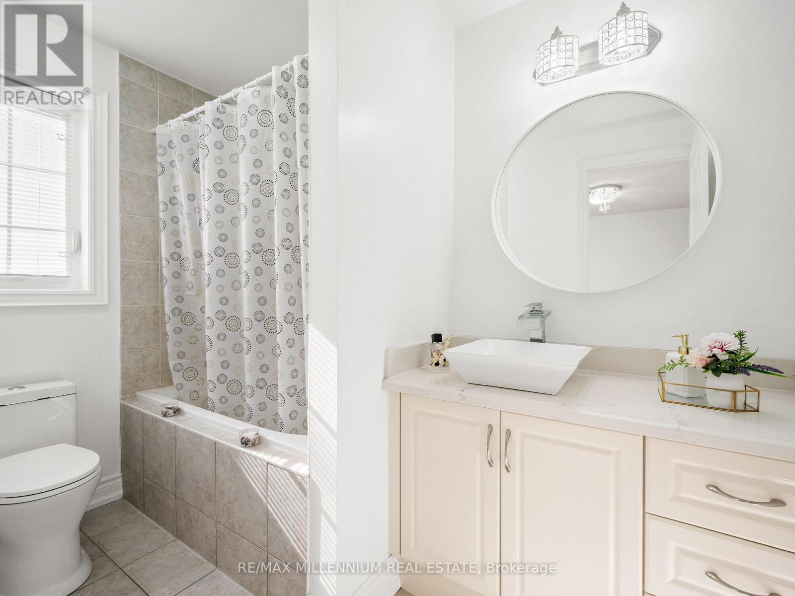 24 Black Duck Trail, King, Ontario  L7B 0A4 - Photo 27 - N12581334