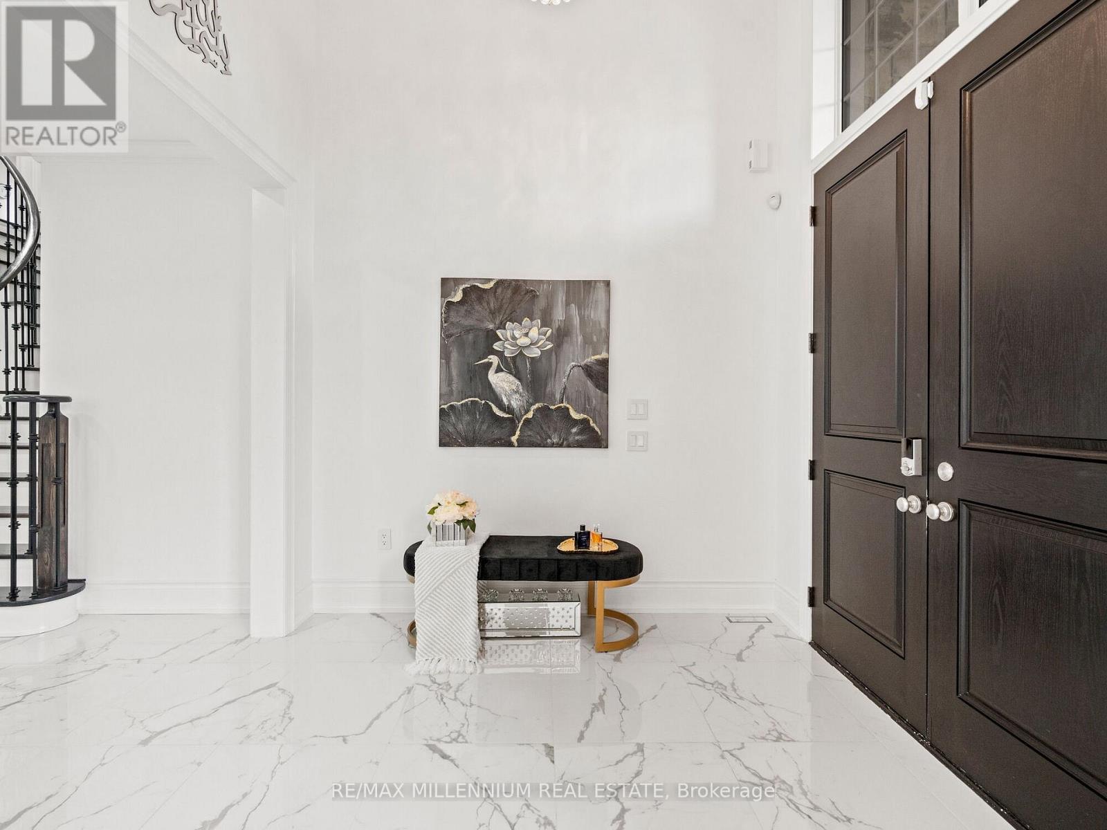 24 Black Duck Trail, King, Ontario  L7B 0A4 - Photo 3 - N12581334