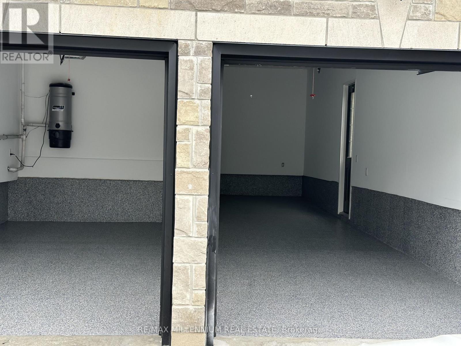 24 Black Duck Trail, King, Ontario  L7B 0A4 - Photo 37 - N12581334