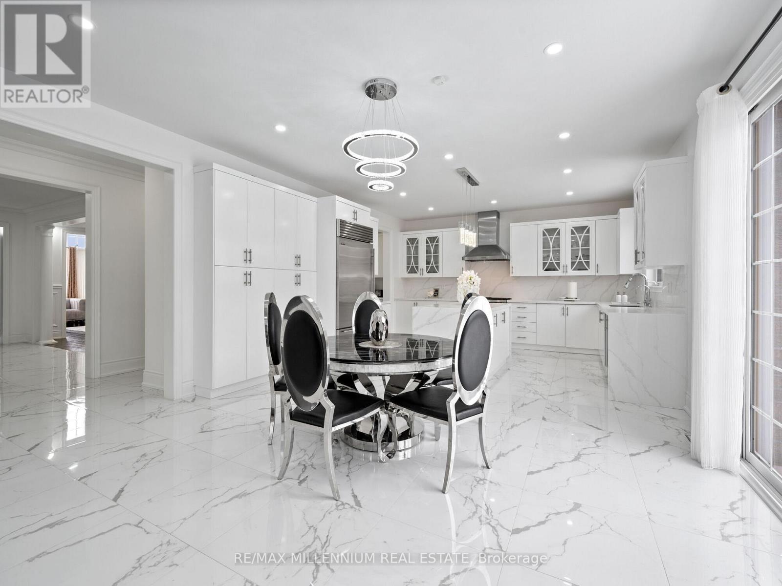 24 Black Duck Trail, King, Ontario  L7B 0A4 - Photo 9 - N12581334