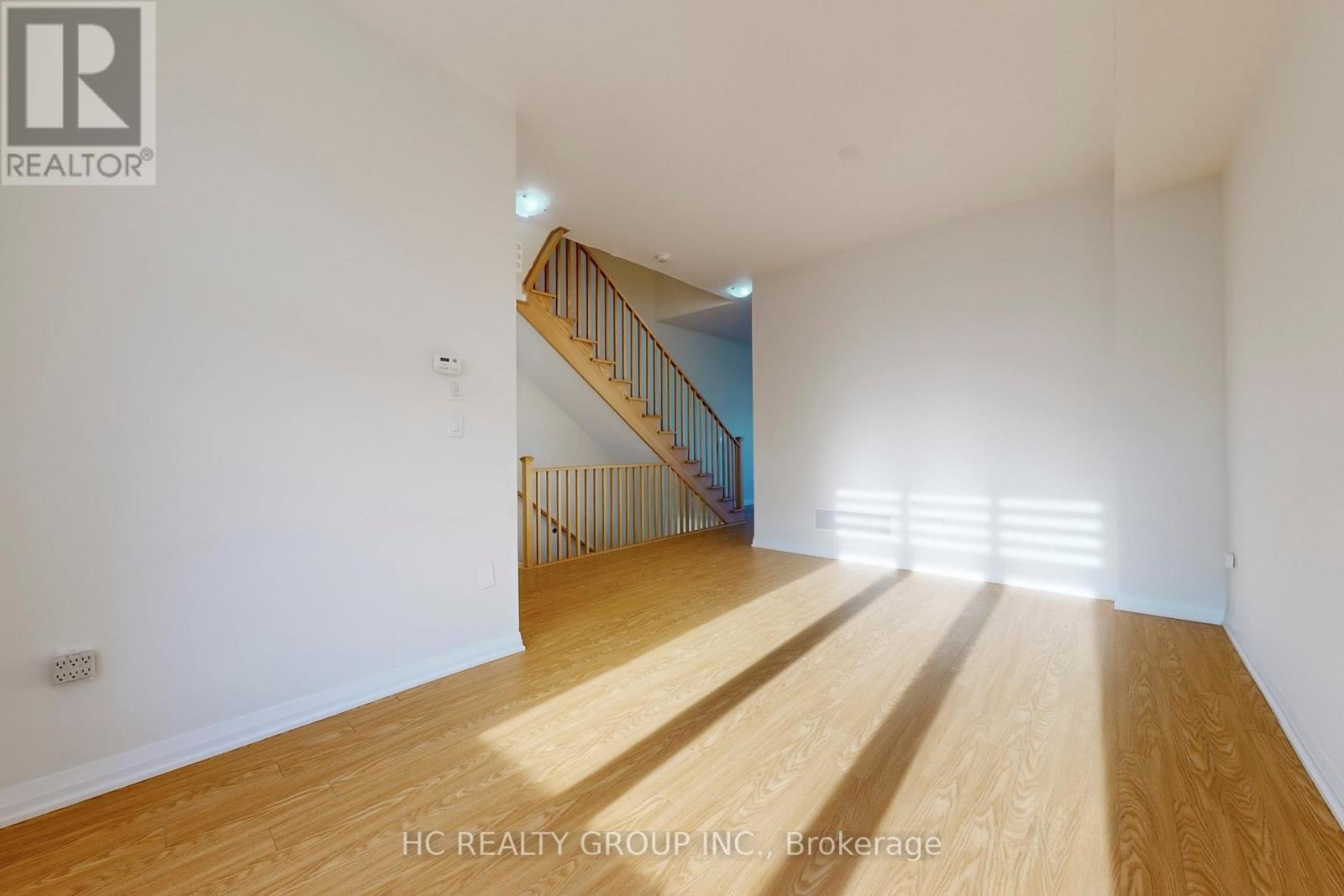 39 Millman Lane, Richmond Hill, Ontario  L4S 0P8 - Photo 4 - N12581350