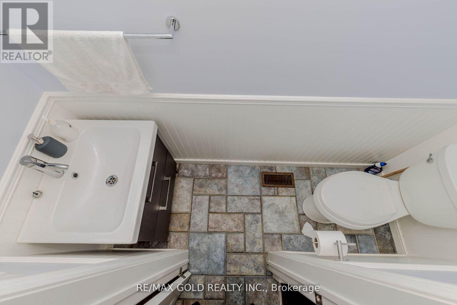 24 Wallace Street, Vaughan, Ontario  L4L 2P3 - Photo 19 - N12581368