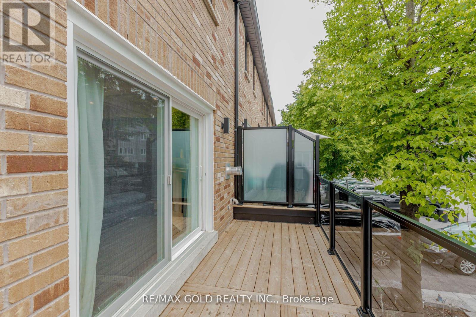 24 Wallace Street, Vaughan, Ontario  L4L 2P3 - Photo 20 - N12581368