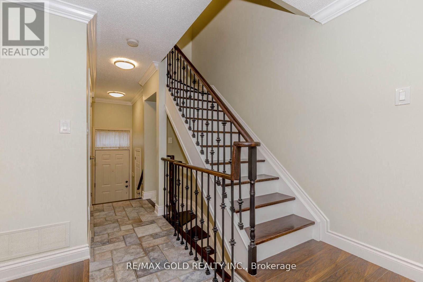 24 Wallace Street, Vaughan, Ontario  L4L 2P3 - Photo 24 - N12581368