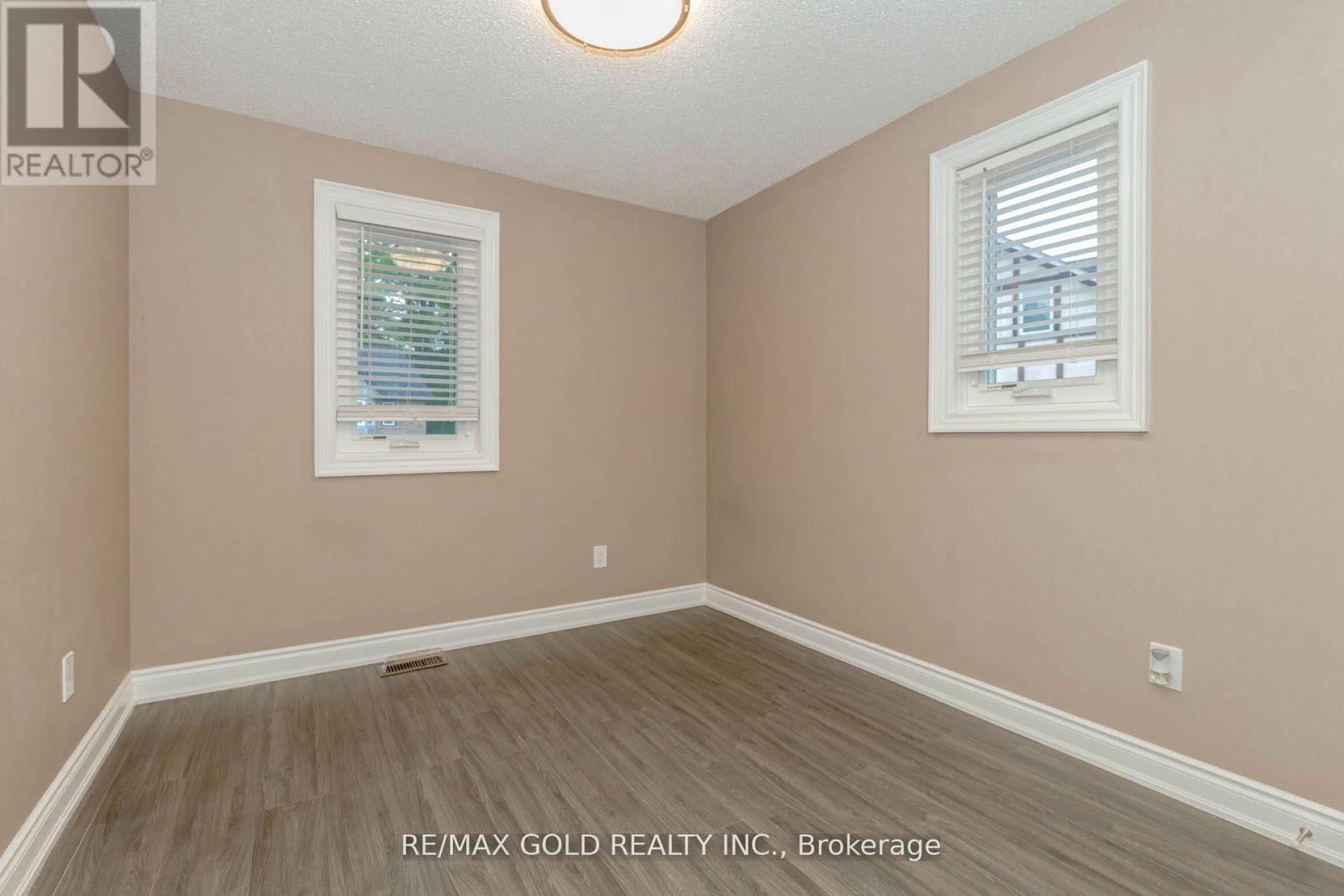 24 Wallace Street, Vaughan, Ontario  L4L 2P3 - Photo 29 - N12581368