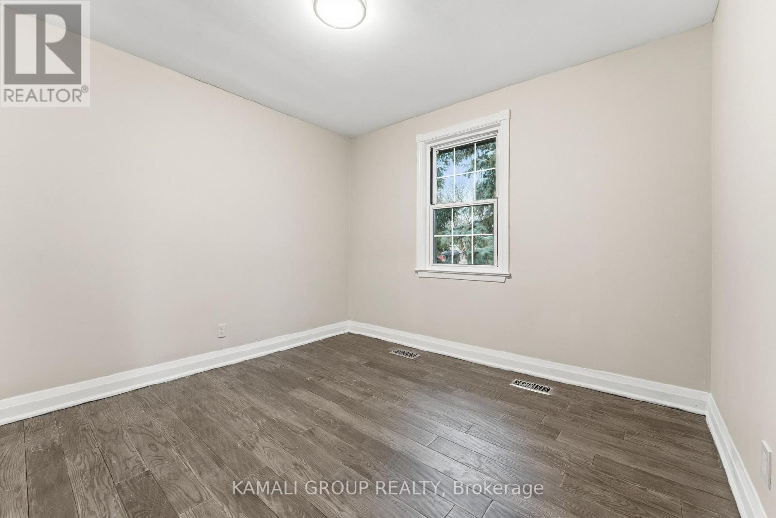 156 Trayborn Drive, Richmond Hill, Ontario  L4C 4L1 - Photo 26 - N12581370