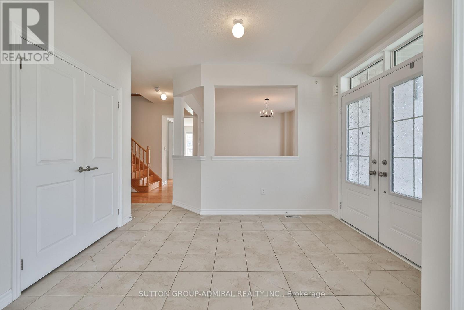 1417 Farrow Crescent, Innisfil, Ontario  L9S 0L6 - Photo 5 - N12581412