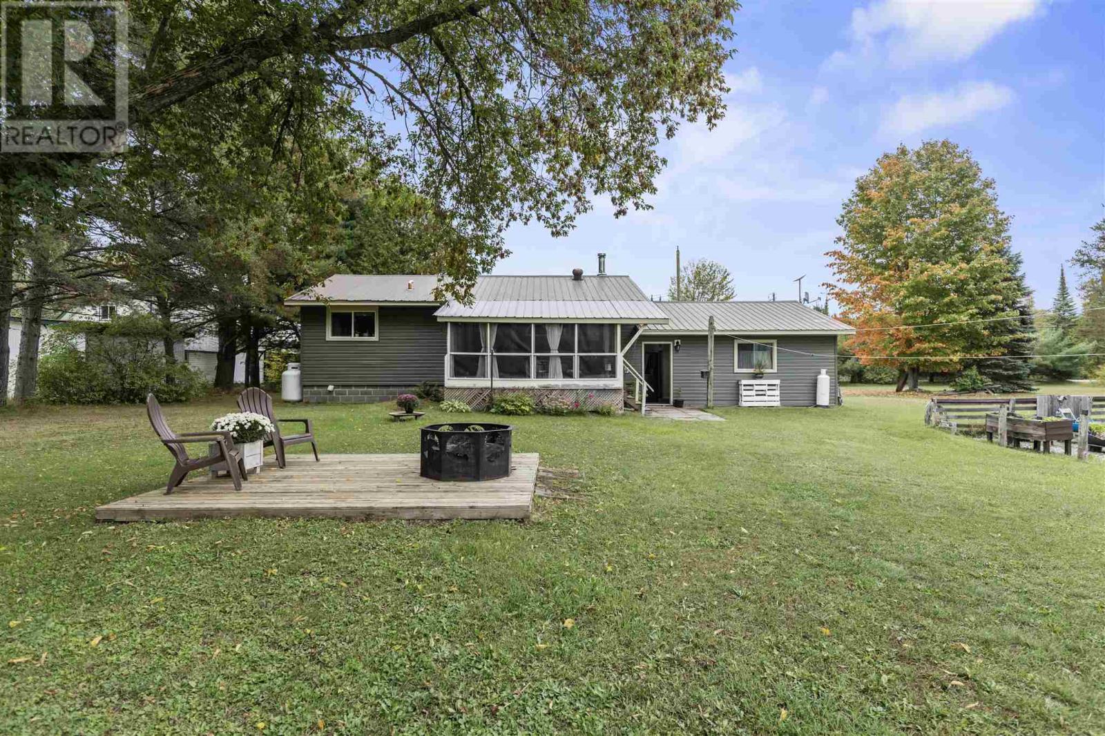 1180 Highway 552 W, Goulais River, Ontario  P0S 1E0 - Photo 3 - SM252781