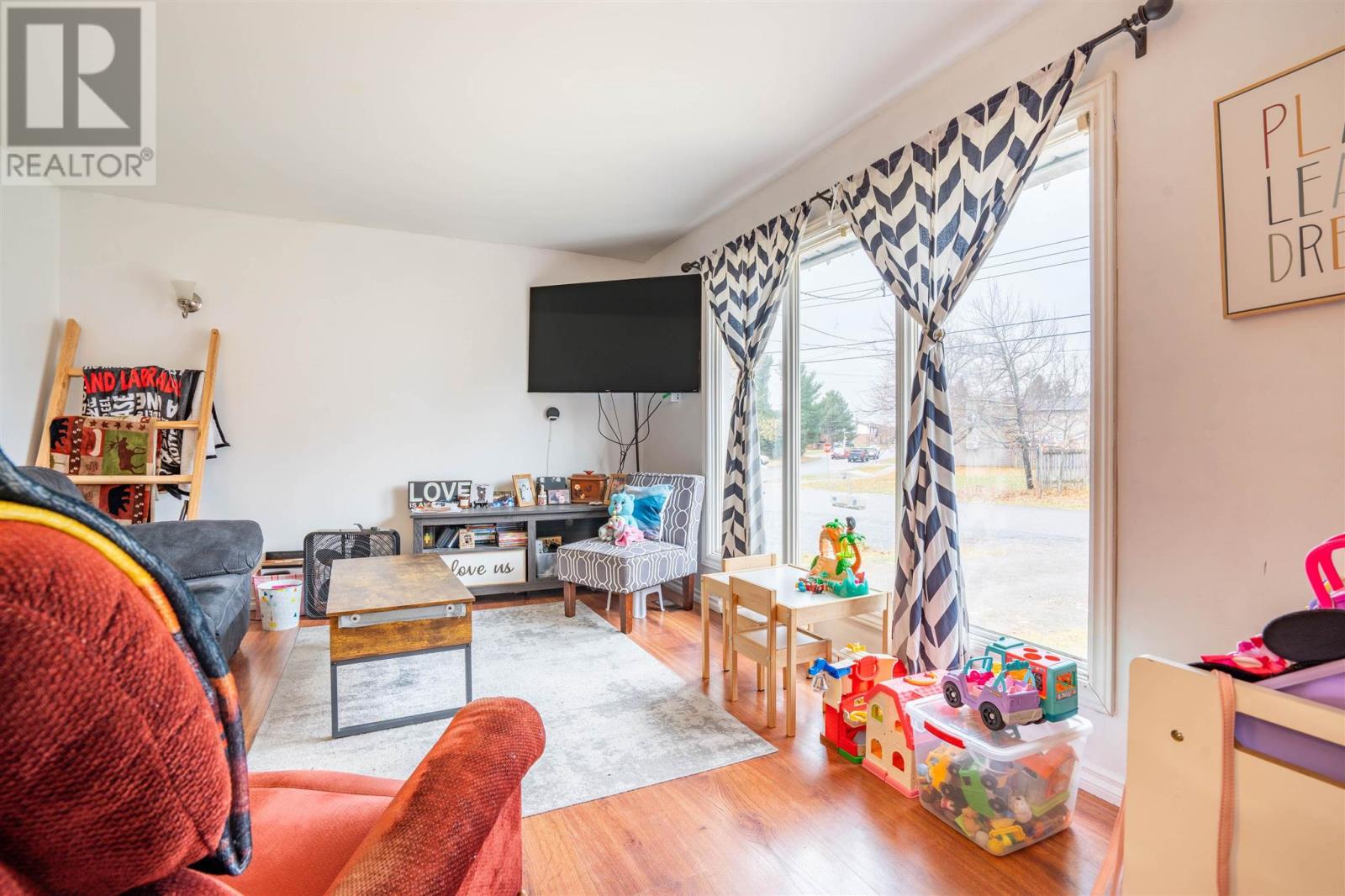 9 Market St, Sault Ste. Marie, Ontario  P6A 4S9 - Photo 12 - SM253281