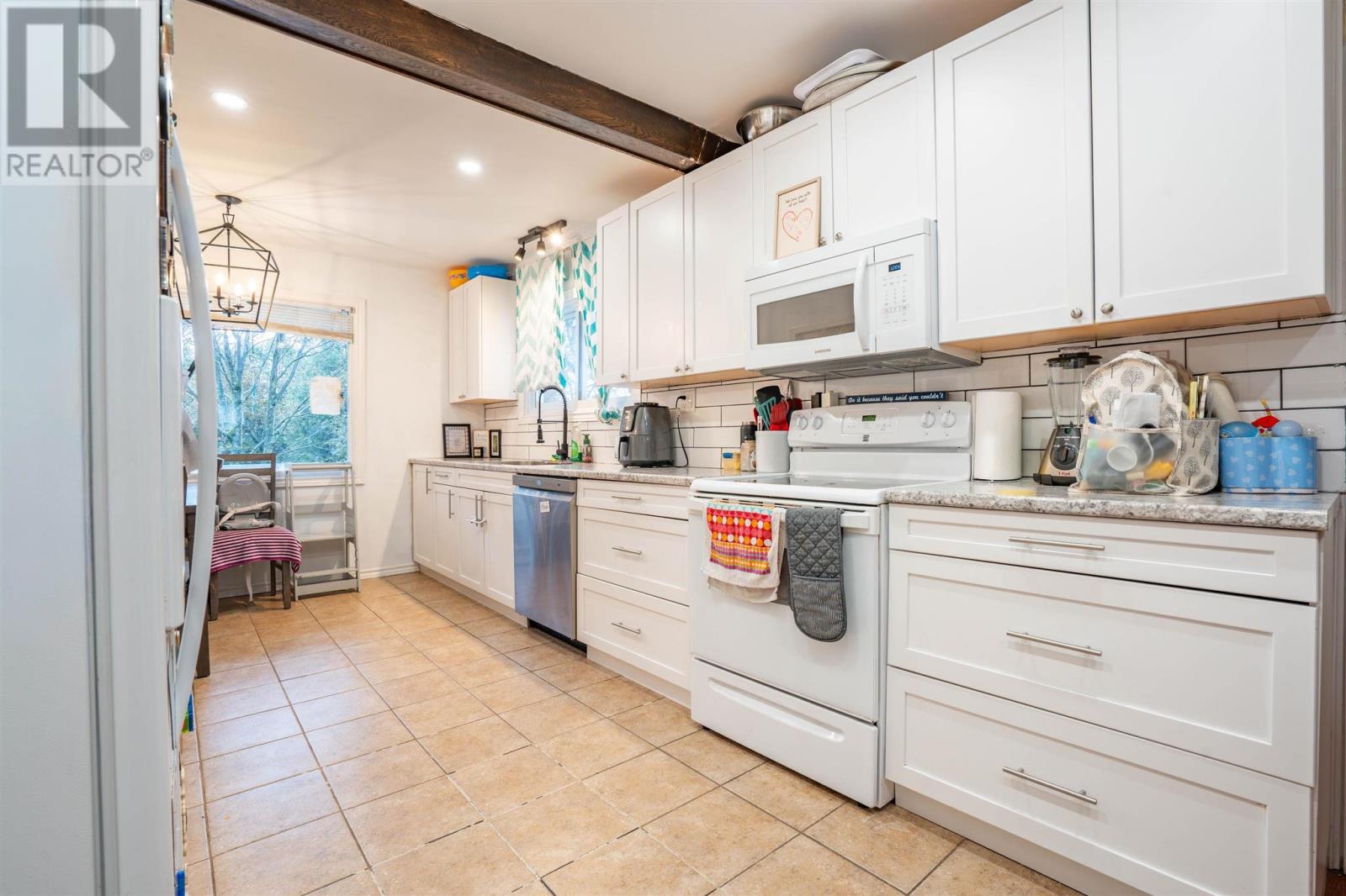 9 Market St, Sault Ste. Marie, Ontario  P6A 4S9 - Photo 15 - SM253281