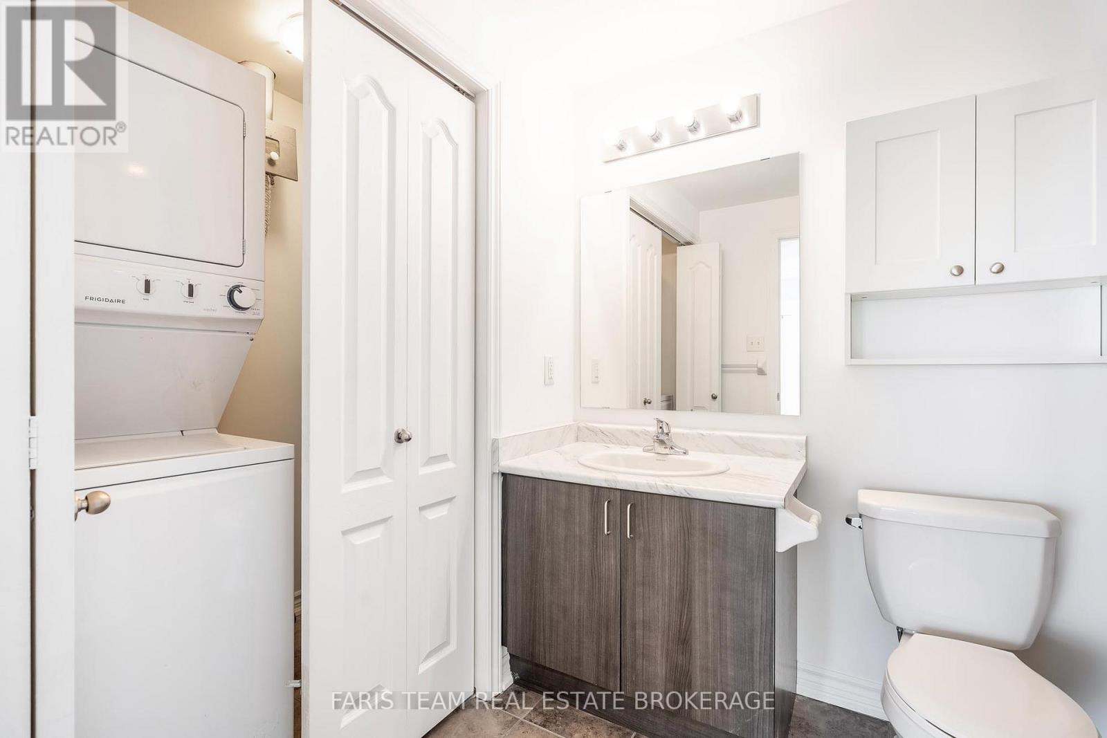 402 - 100 Dean Avenue, Barrie, Ontario  L9J 0H1 - Photo 22 - S12581196