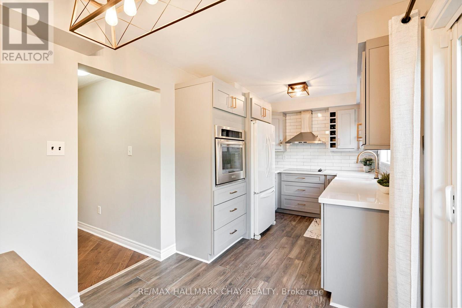 104 Pickett Crescent, Barrie (Painswick North), Ontario  L4N 8B9 - Photo 13 - S12581224