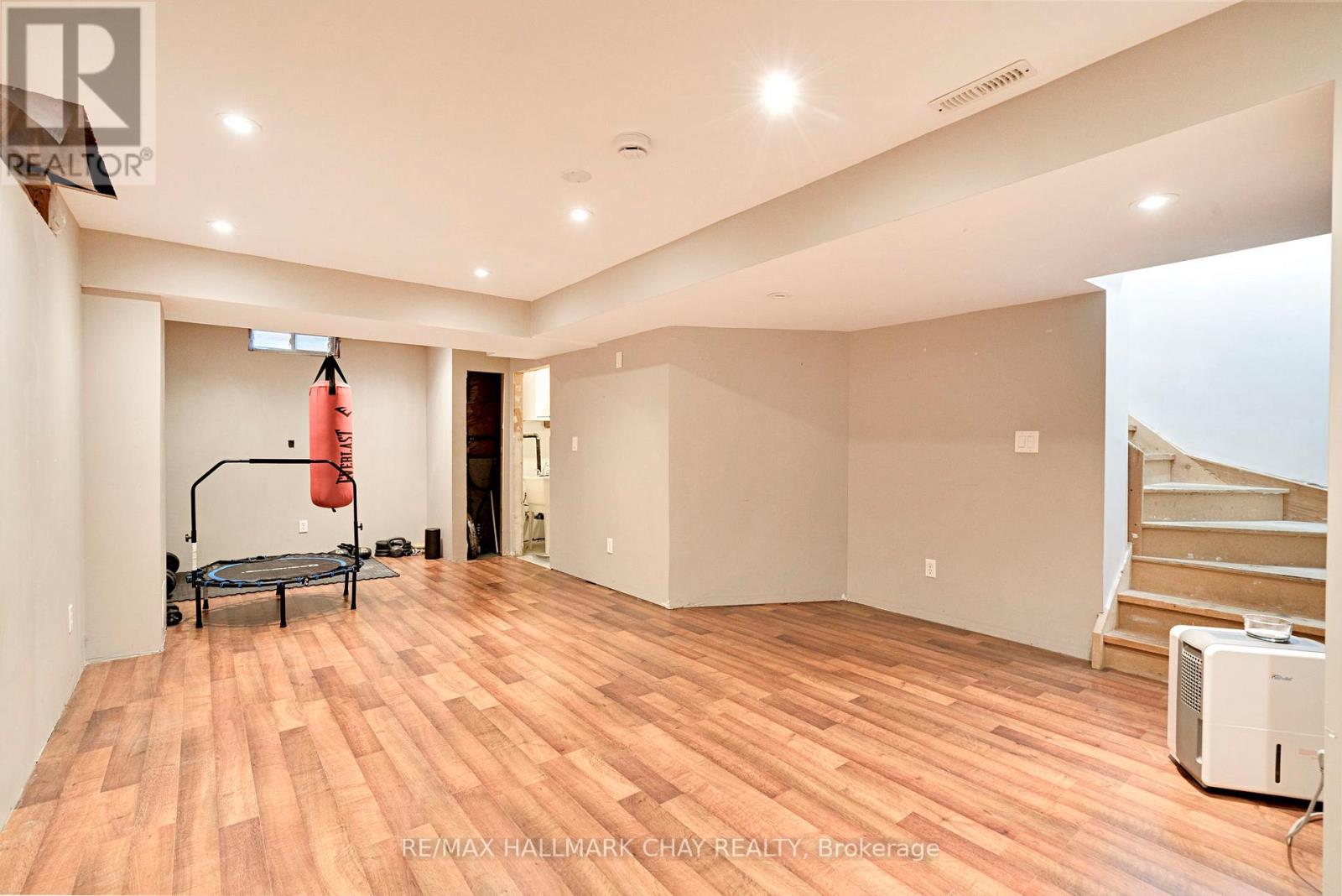 104 Pickett Crescent, Barrie (Painswick North), Ontario  L4N 8B9 - Photo 26 - S12581224