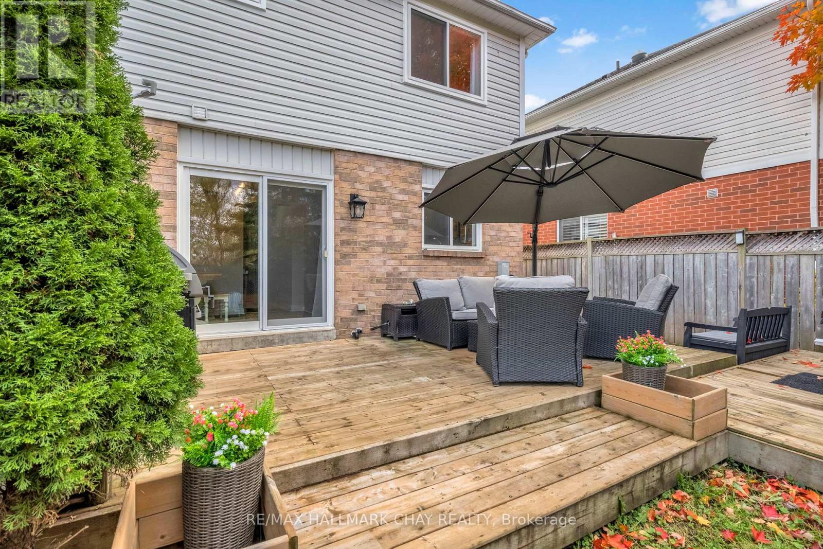 104 Pickett Crescent, Barrie (Painswick North), Ontario  L4N 8B9 - Photo 32 - S12581224