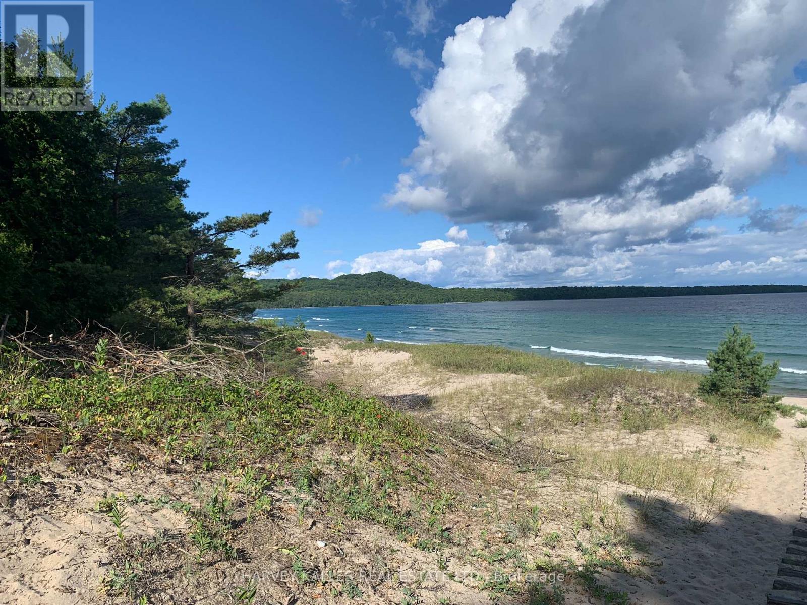 6 Mkwa Miikaans Lane, Christian Island 30, Ontario  L9M 0A9 - Photo 14 - S12581264