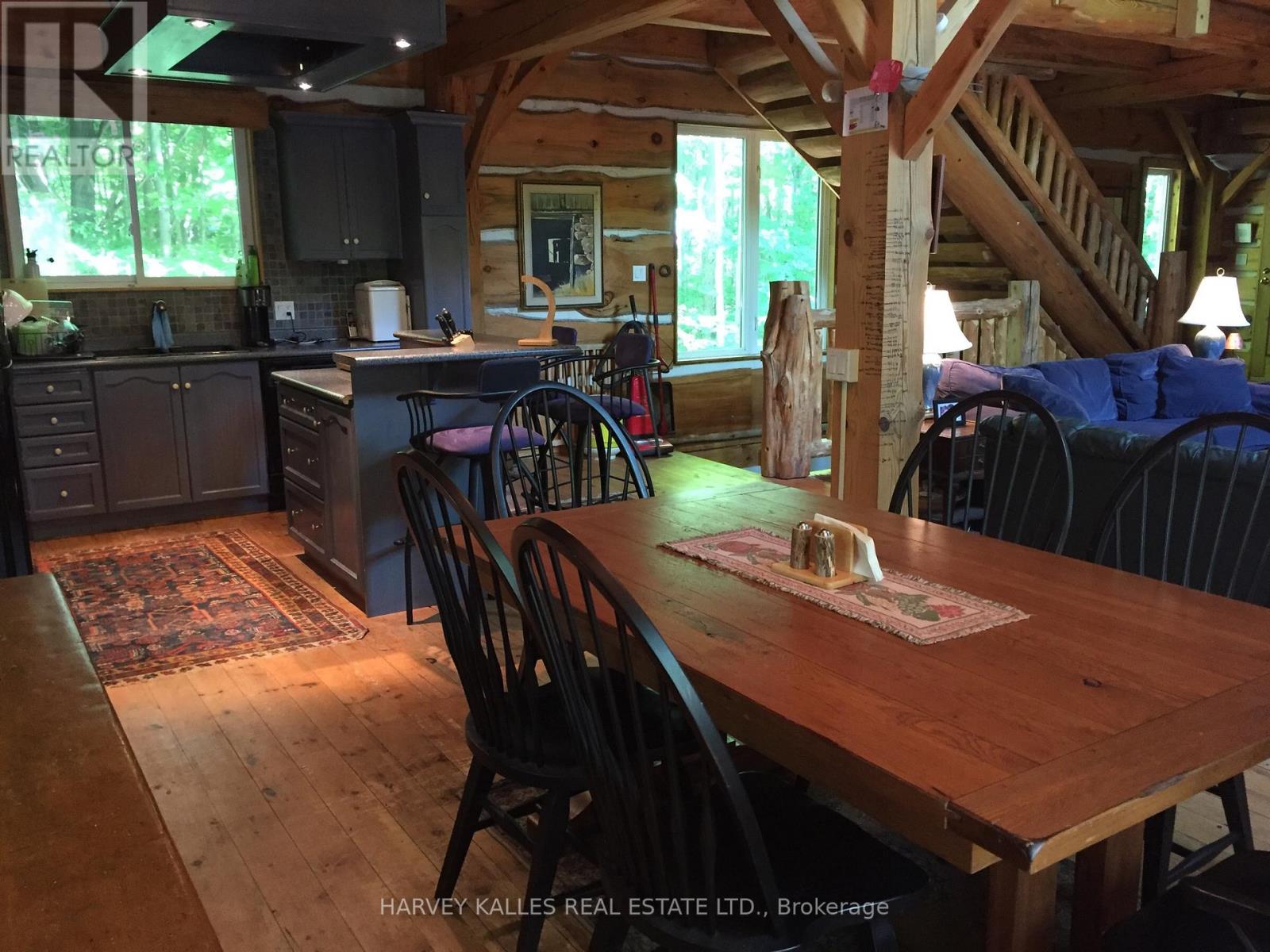 6 Mkwa Miikaans Lane, Christian Island 30, Ontario  L9M 0A9 - Photo 4 - S12581264