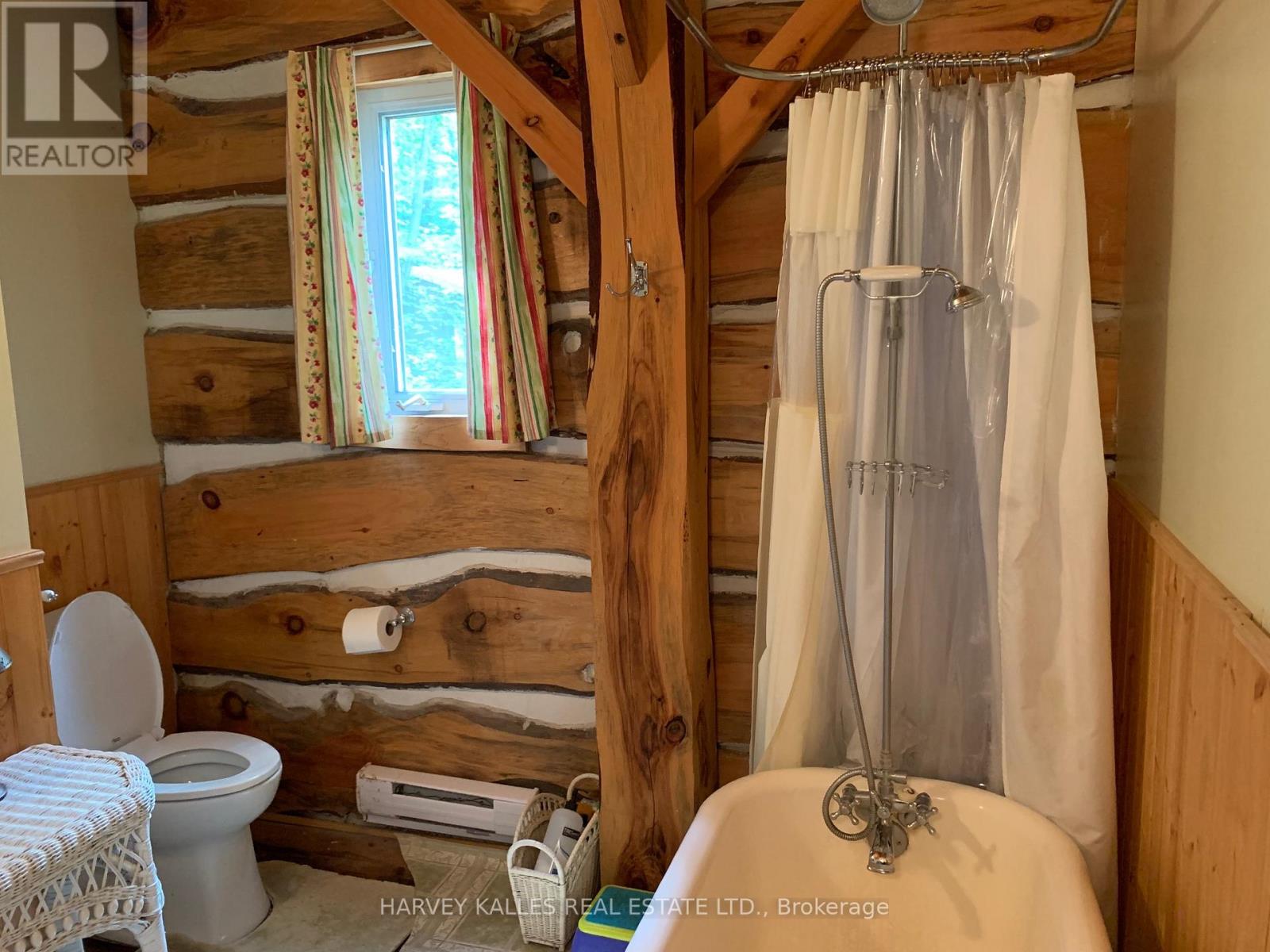 6 Mkwa Miikaans Lane, Christian Island 30, Ontario  L9M 0A9 - Photo 5 - S12581264