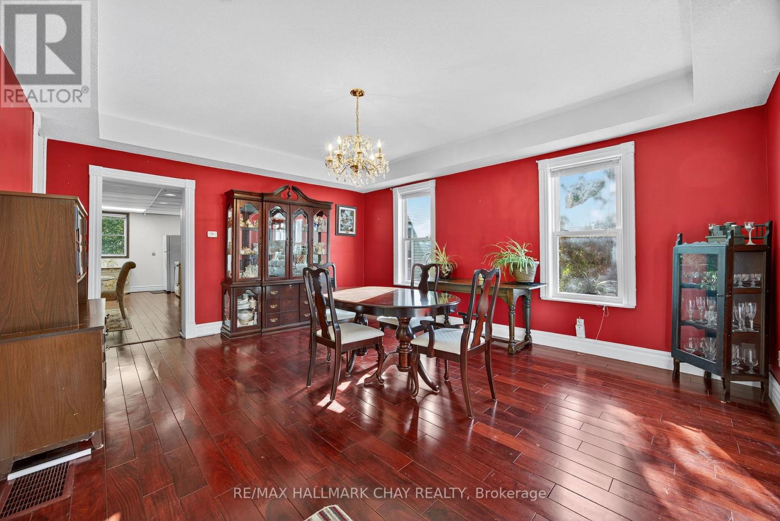 9 Maria Street, Springwater, Ontario  L0L 1P0 - Photo 4 - S12581372