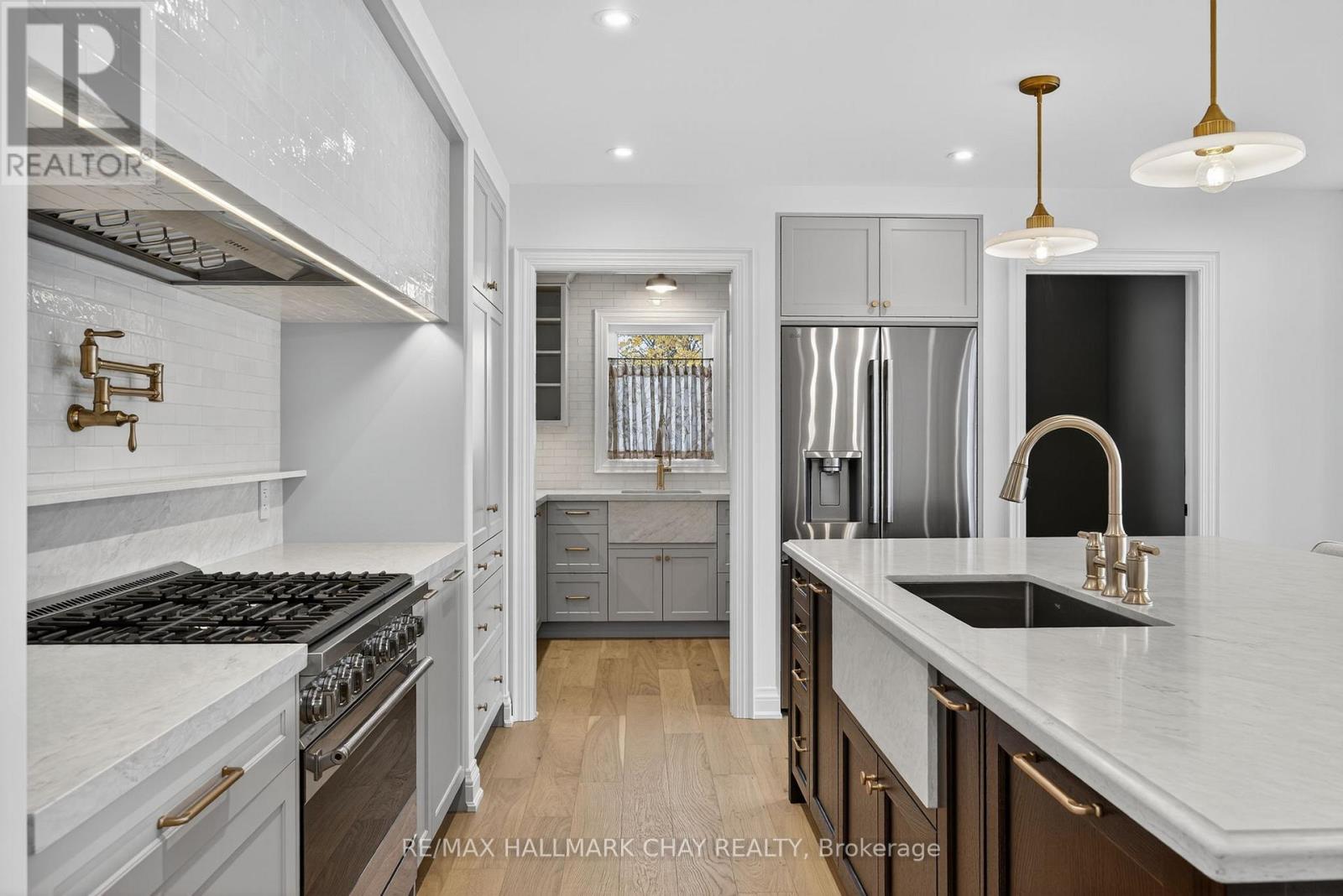 930 Marshall Road, Tiny, Ontario  L0K 2E1 - Photo 11 - S12581404