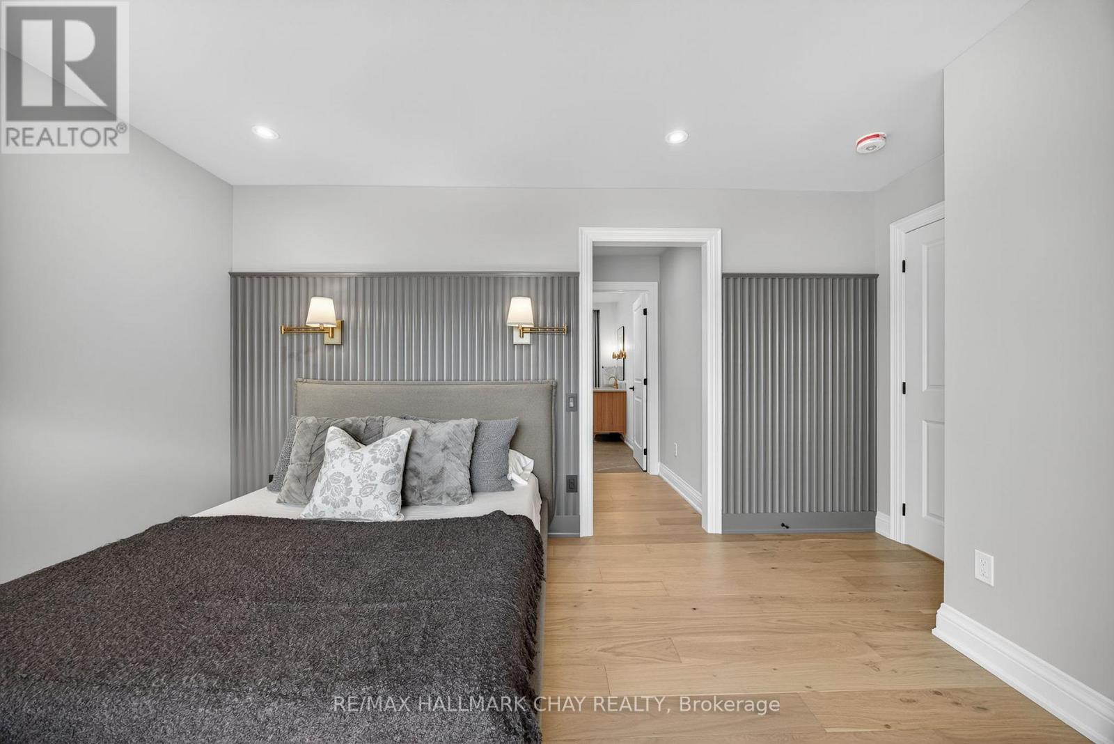 930 Marshall Road, Tiny, Ontario  L0K 2E1 - Photo 19 - S12581404