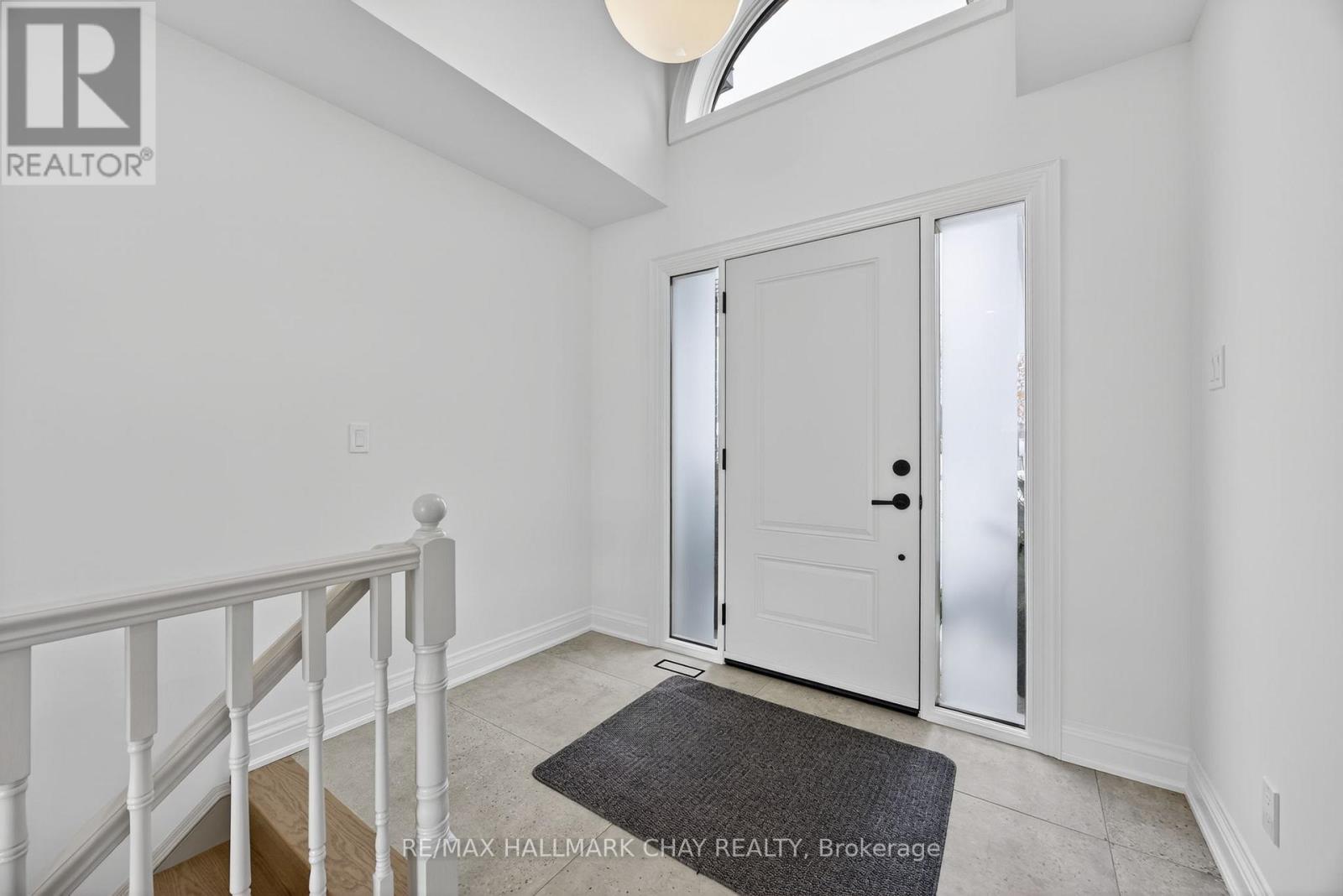 930 Marshall Road, Tiny, Ontario  L0K 2E1 - Photo 4 - S12581404